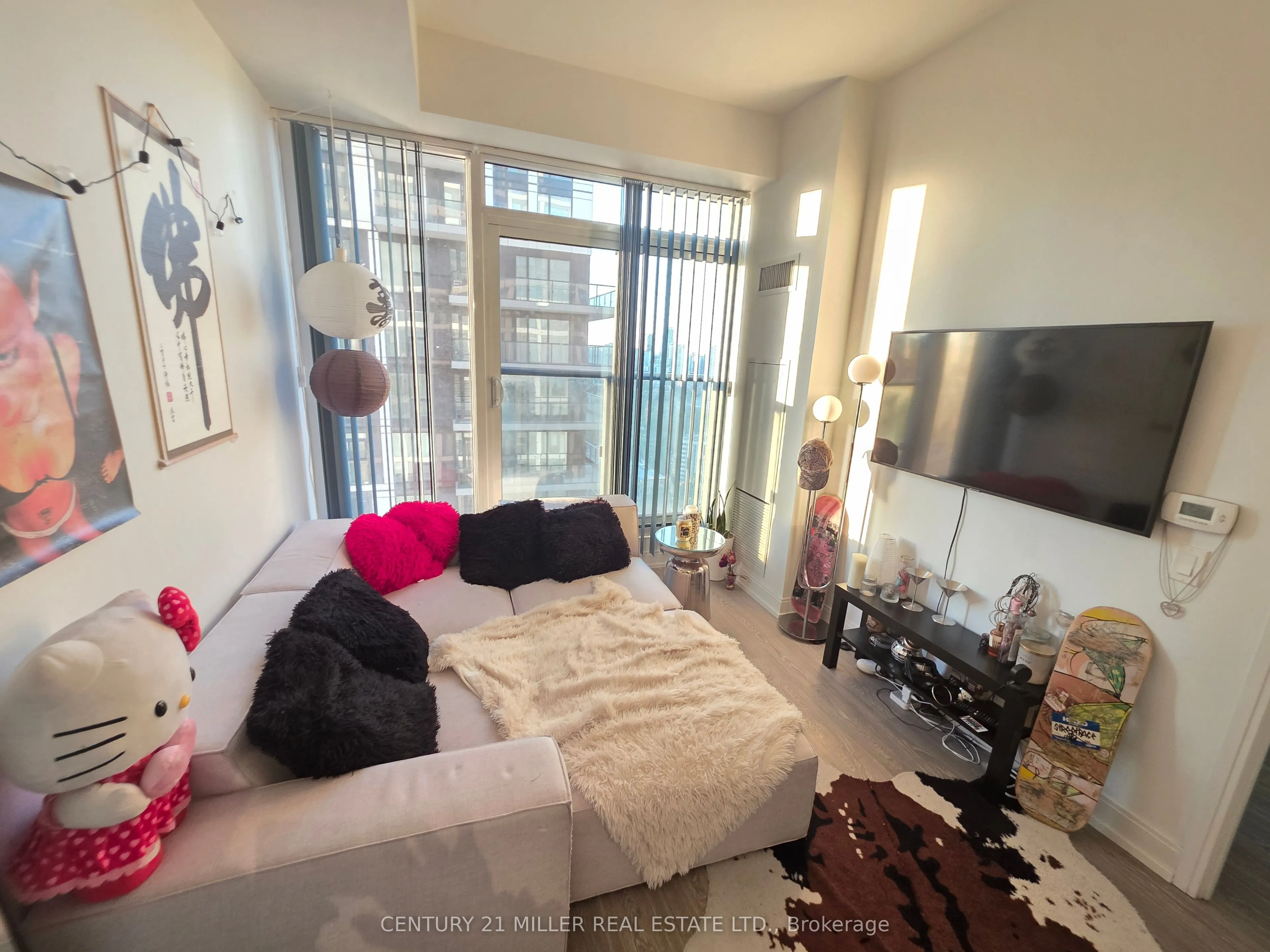 181 Dundas Street E, #3001