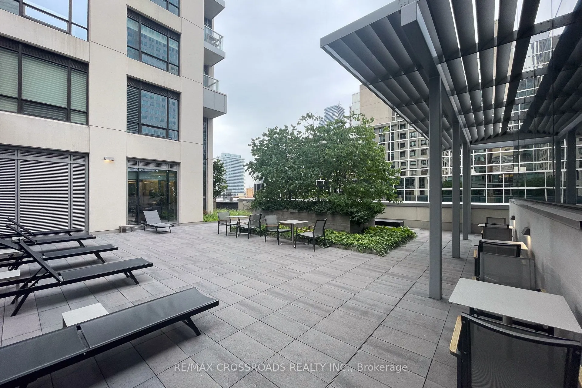 88 Scott Street, #3405