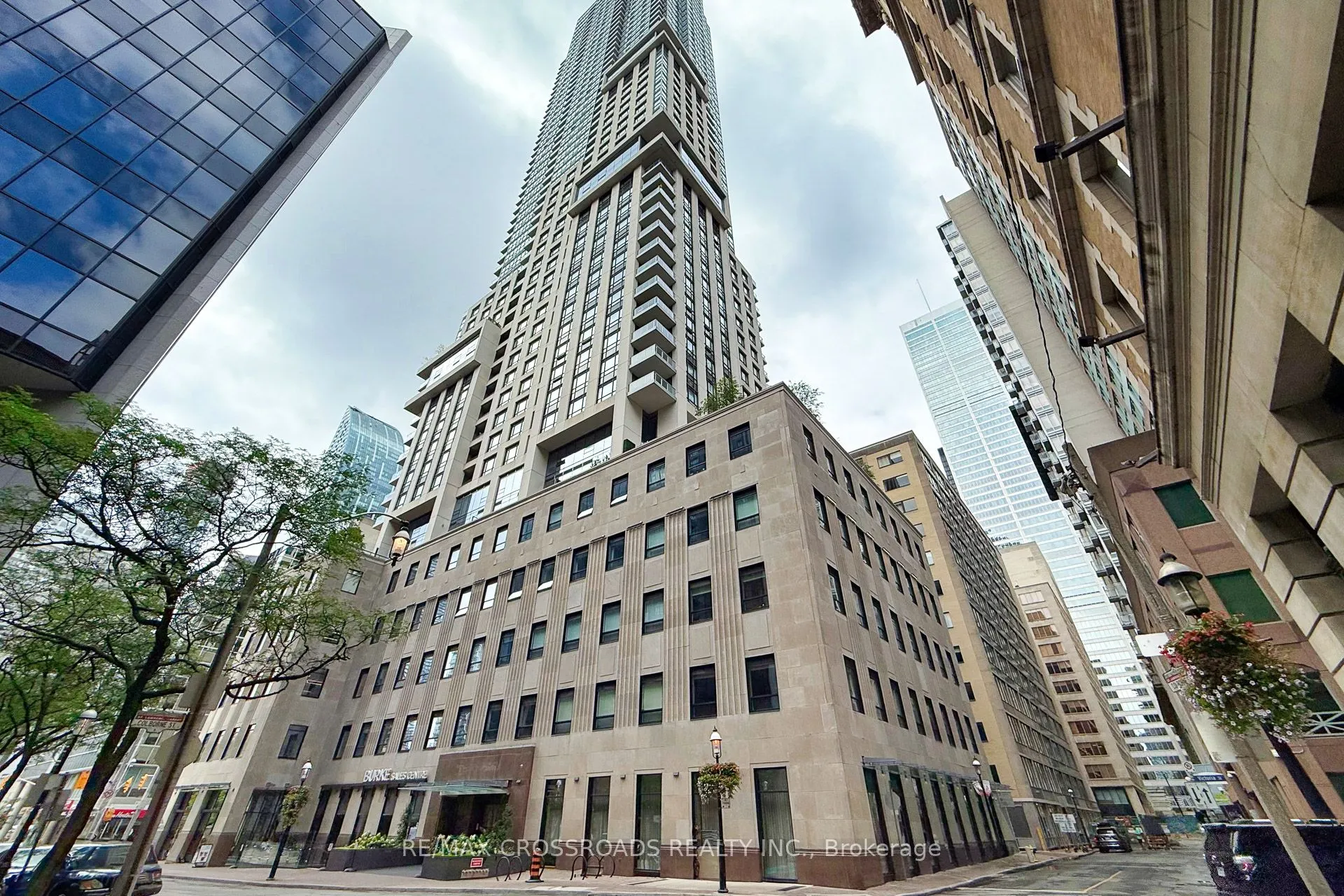 88 Scott Street, #3405