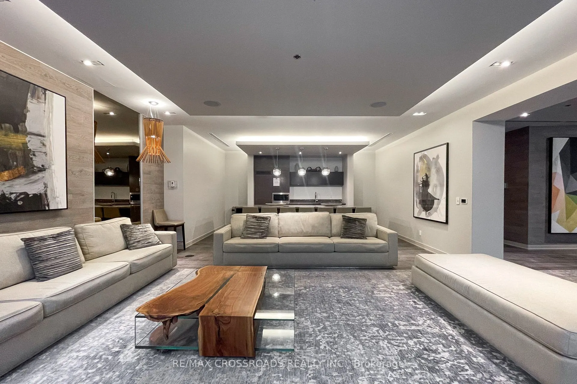 88 Scott Street, #3405