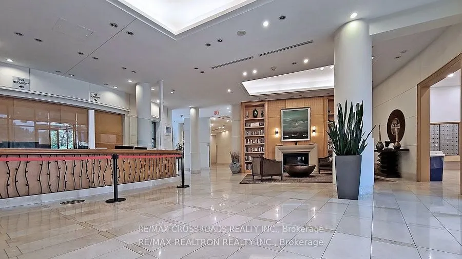 509 Beecroft Road, #1512