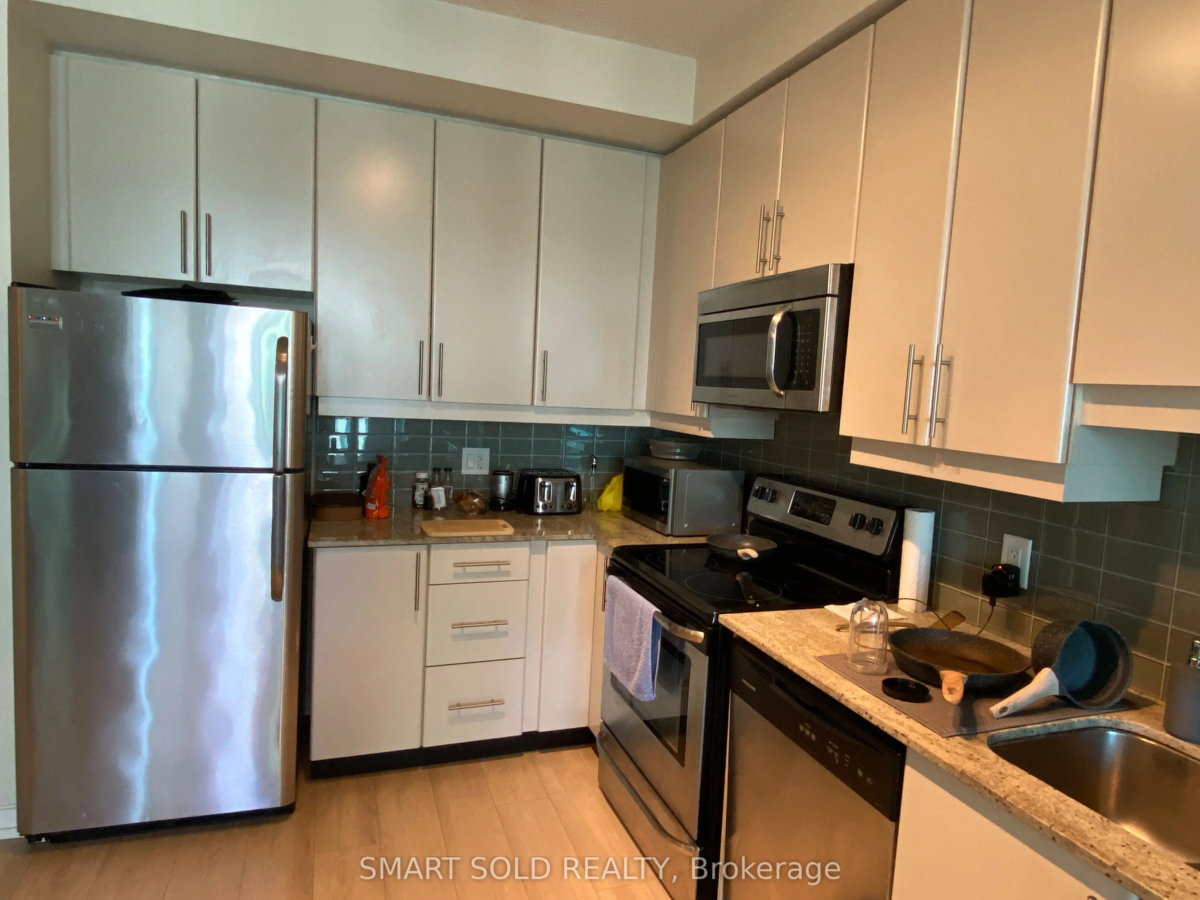 33 Bay Street, #2807