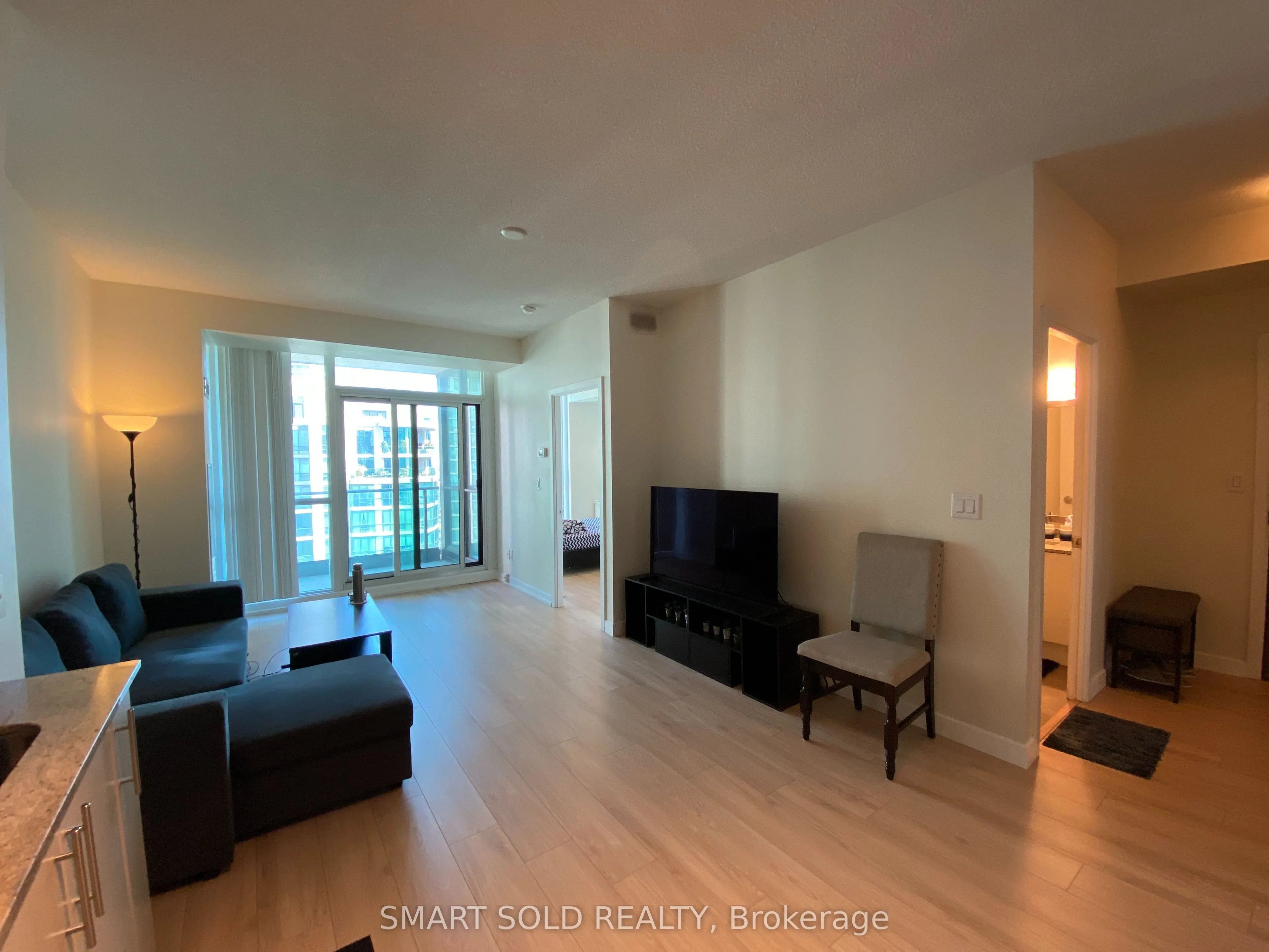 33 Bay Street, #2807
