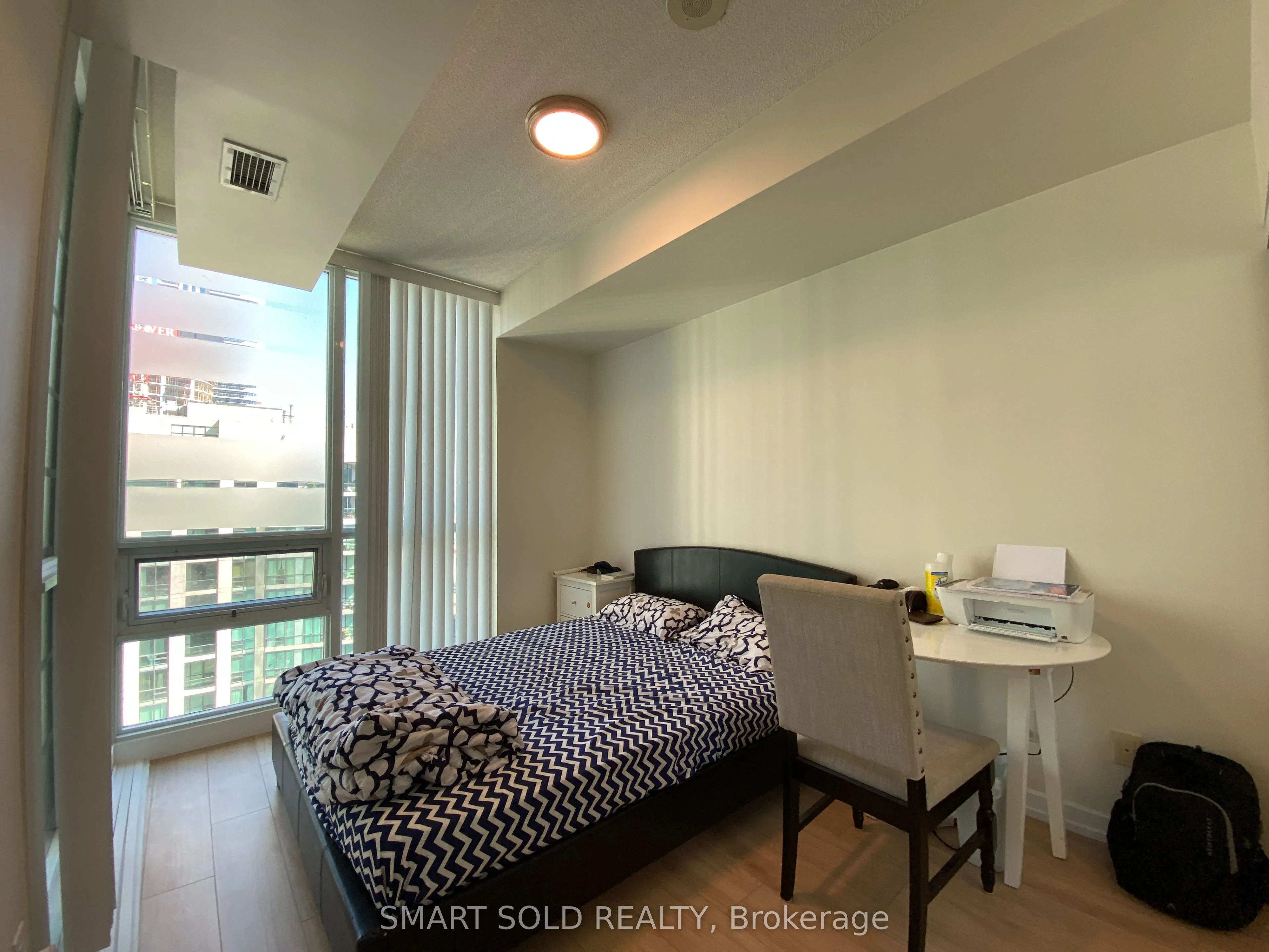 33 Bay Street, #2807