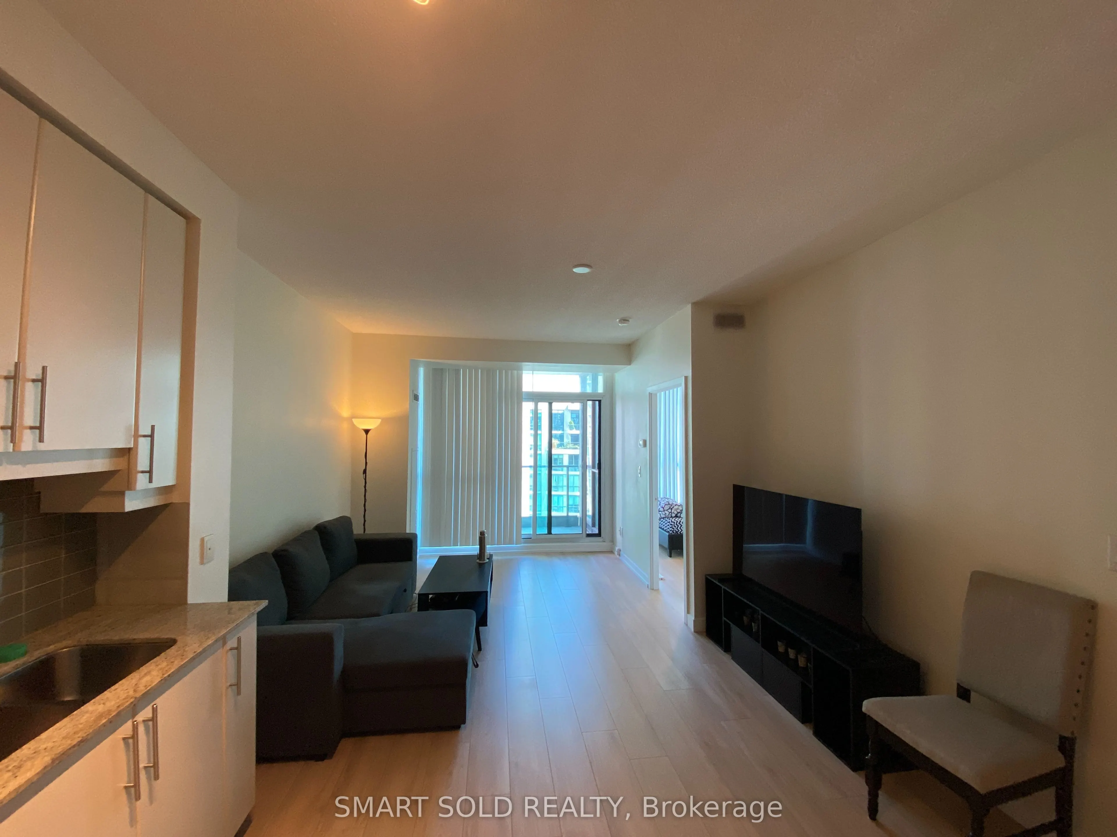 33 Bay Street, #2807