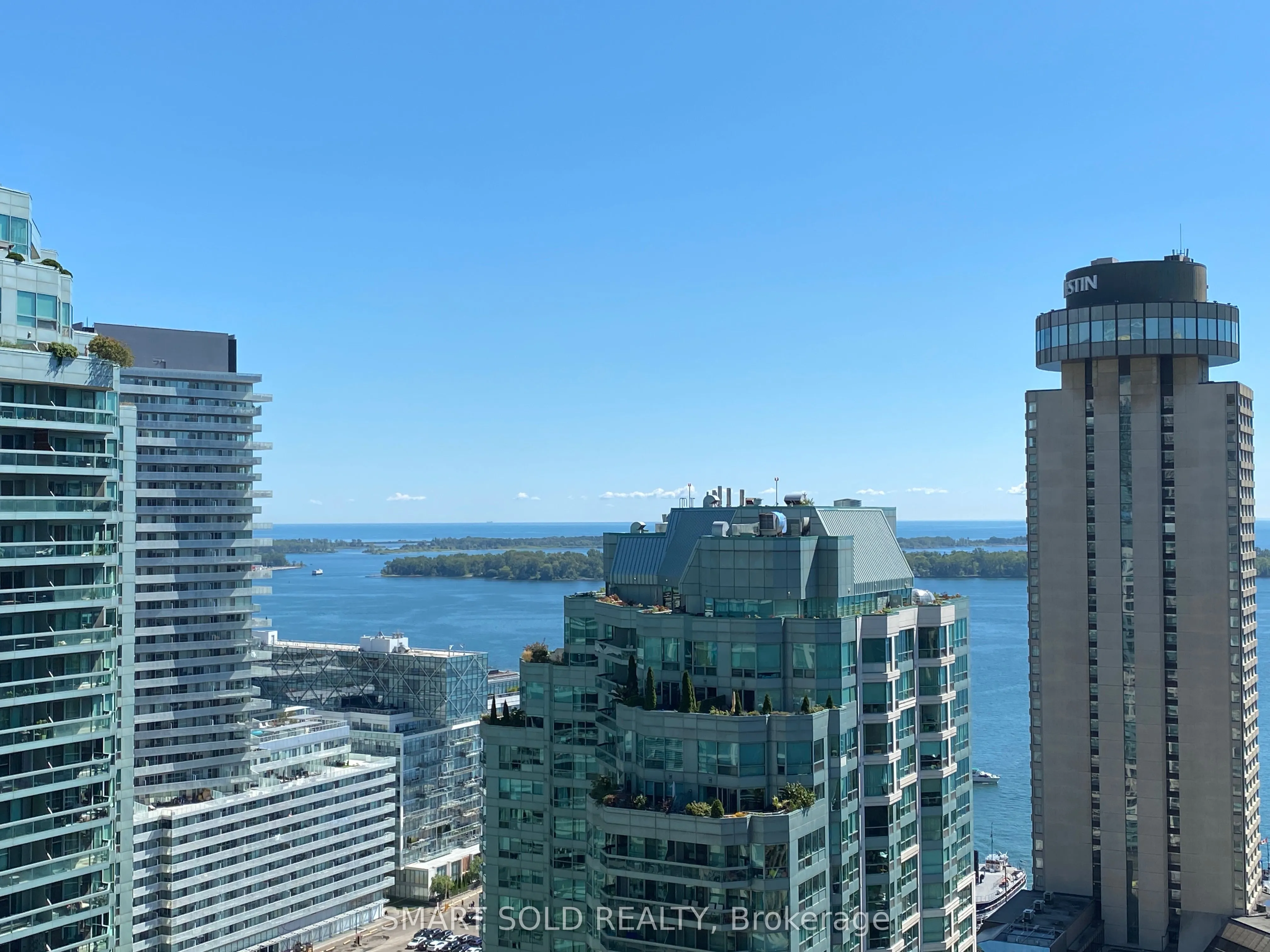 33 Bay Street, #2807