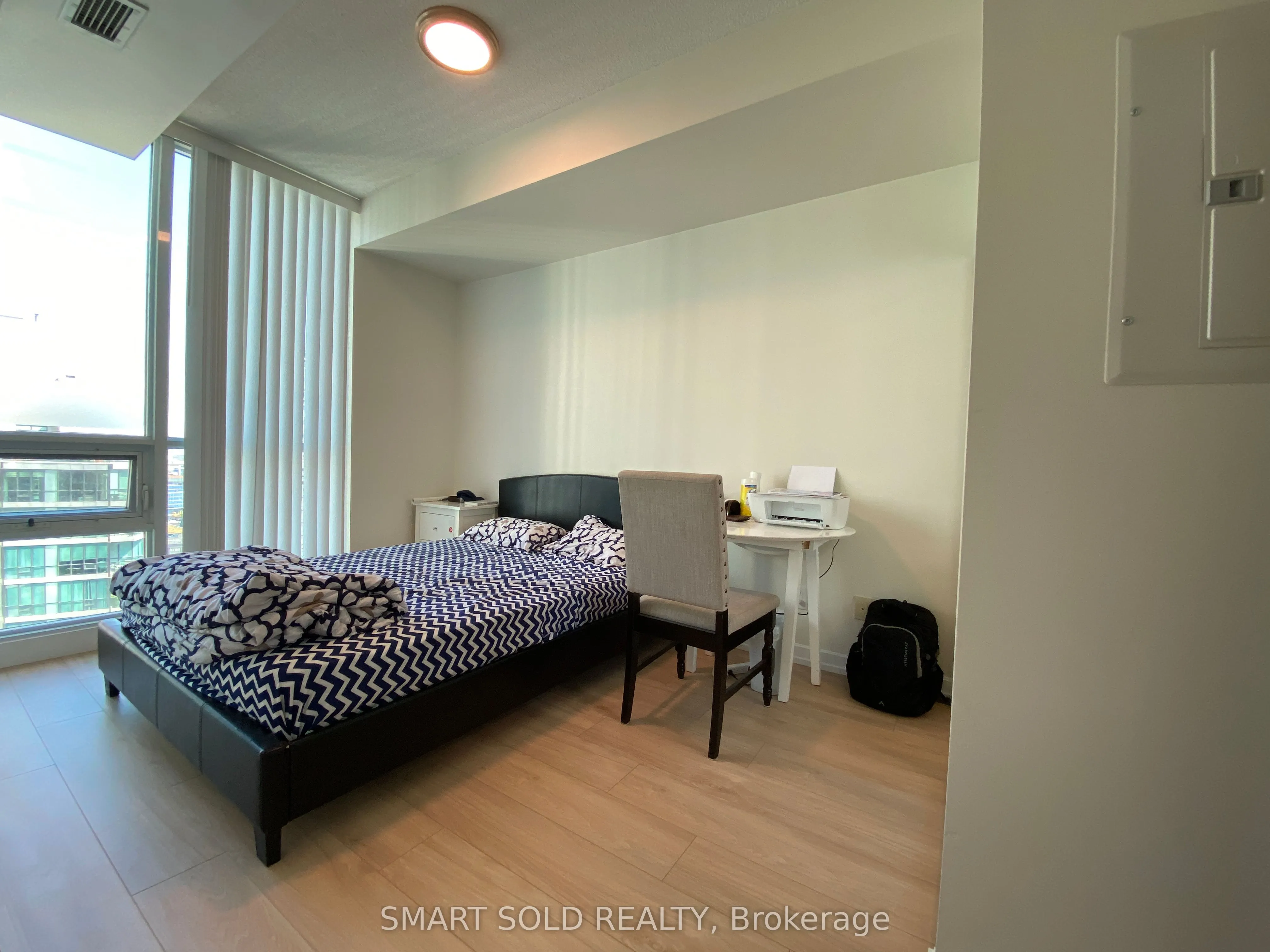 33 Bay Street, #2807
