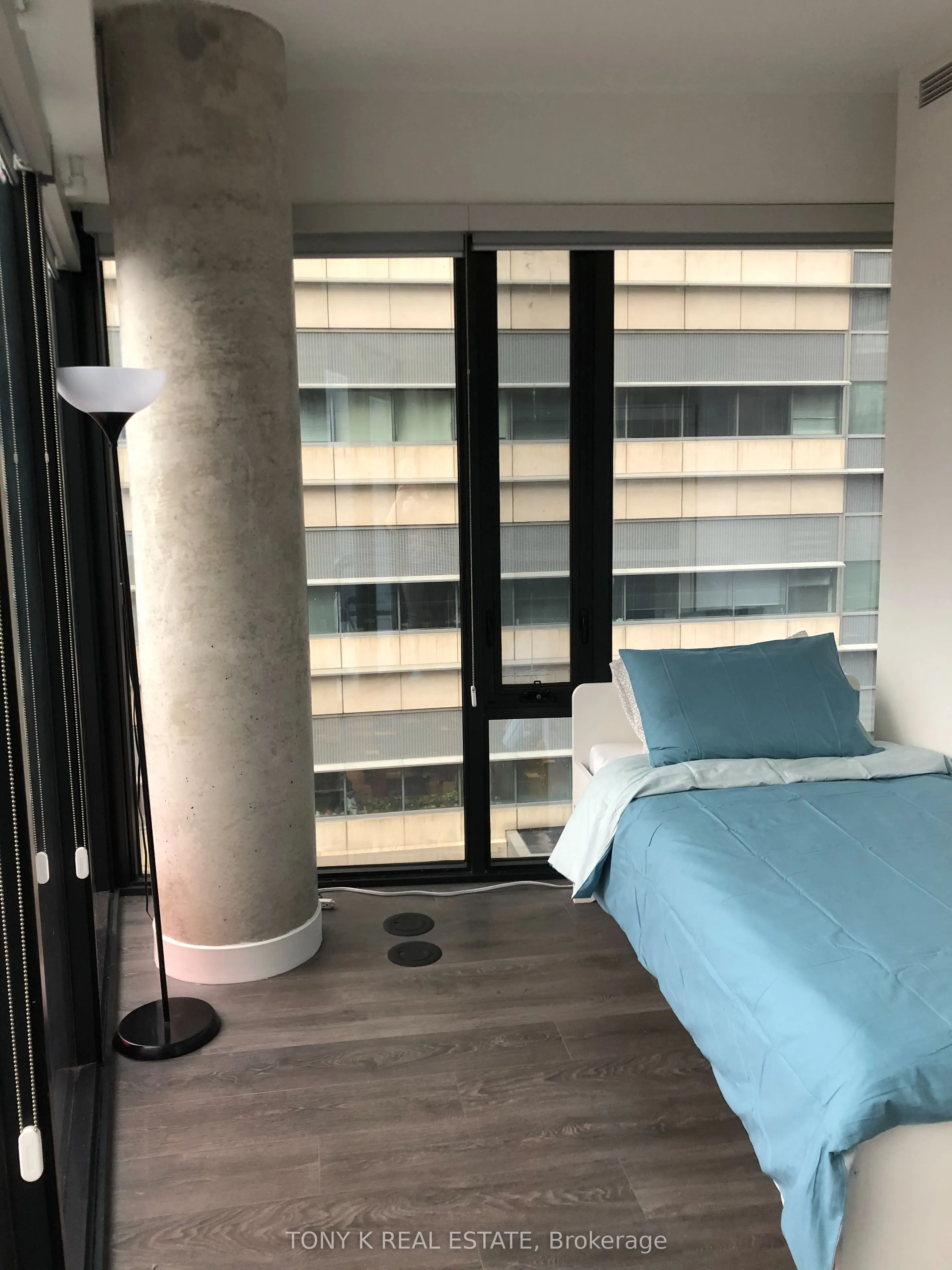 215 Queen Street W, #605C
