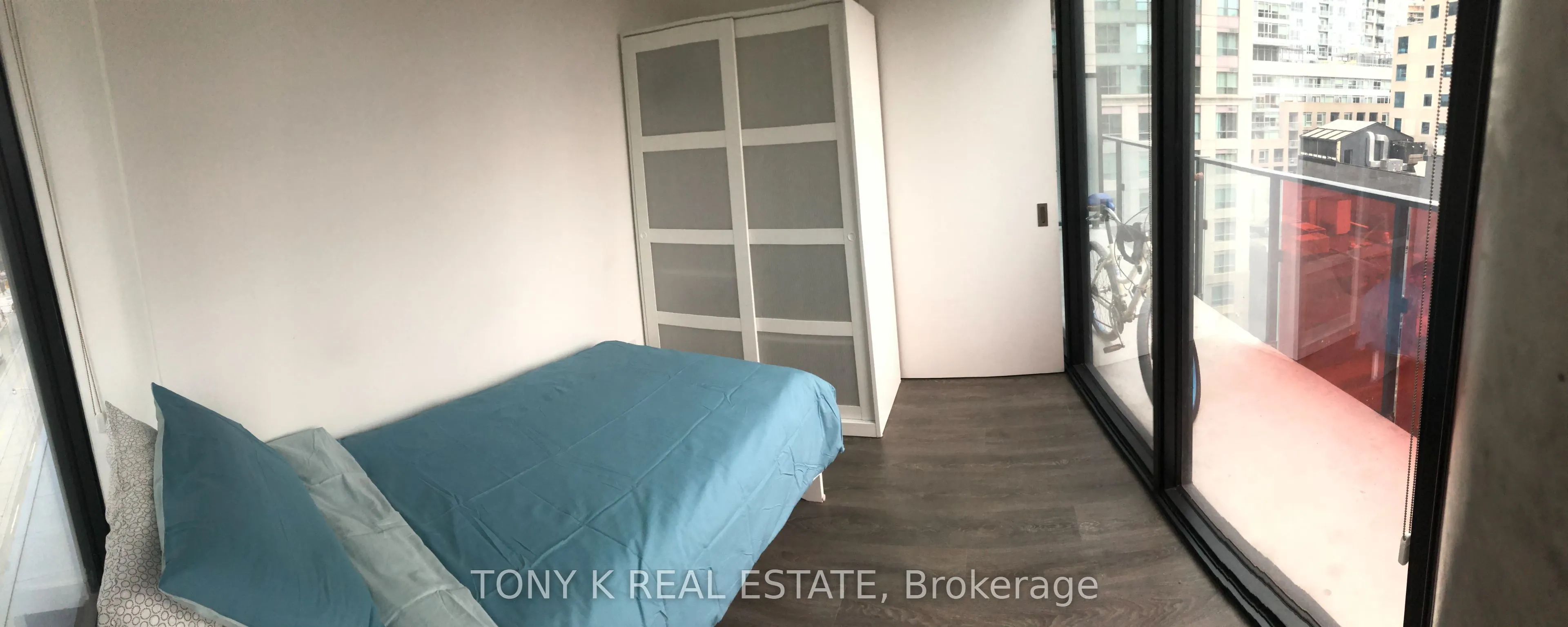 215 Queen Street W, #605C