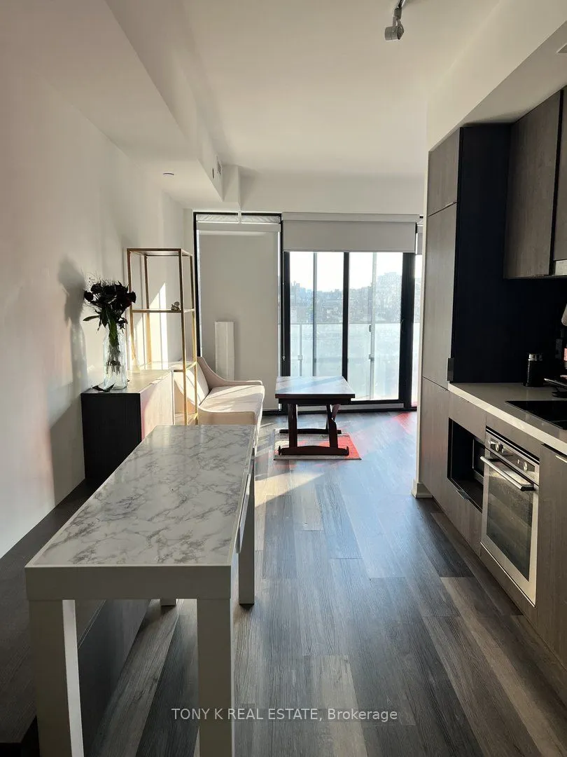 215 Queen Street W, #605C