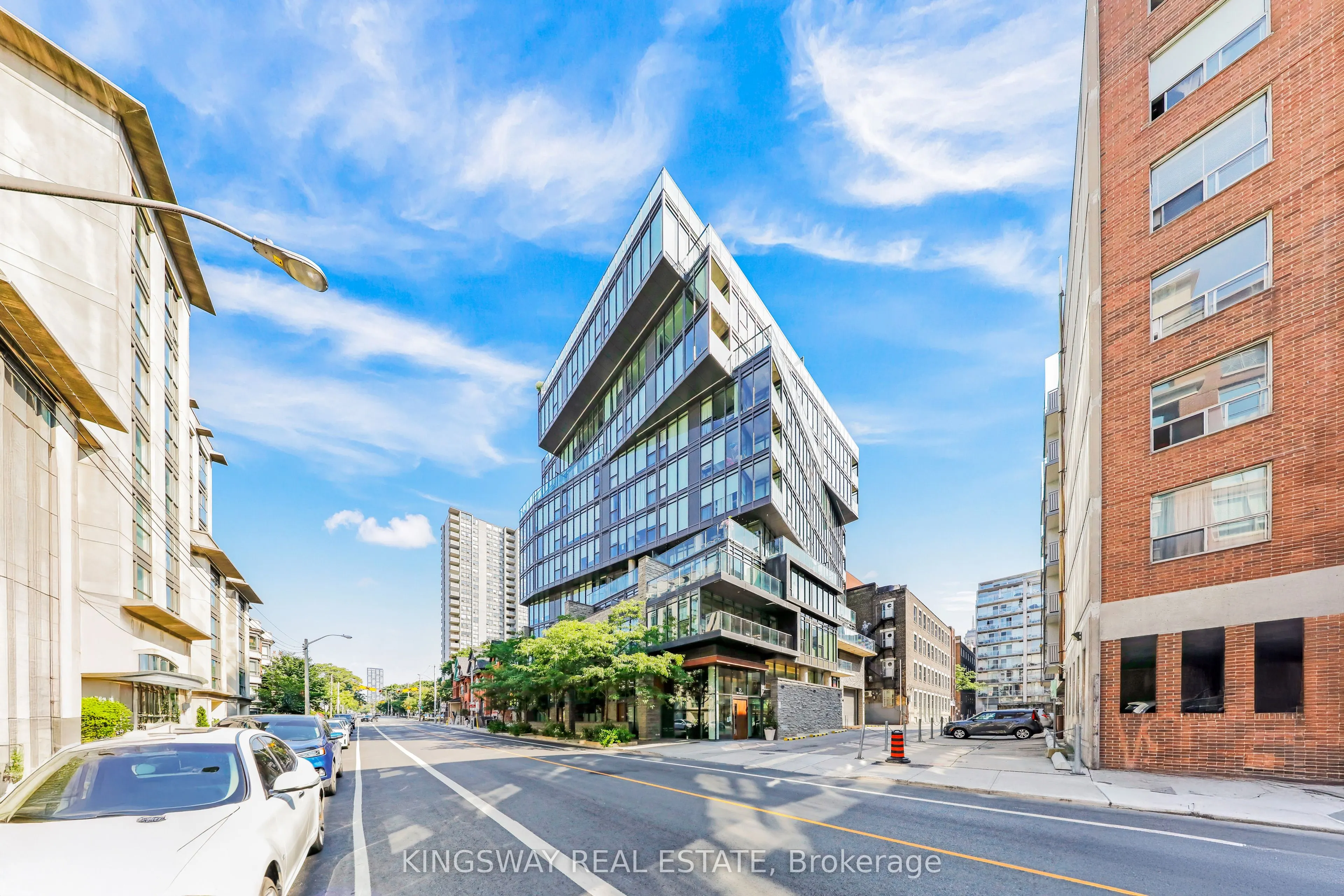 15 Beverley Street, #307