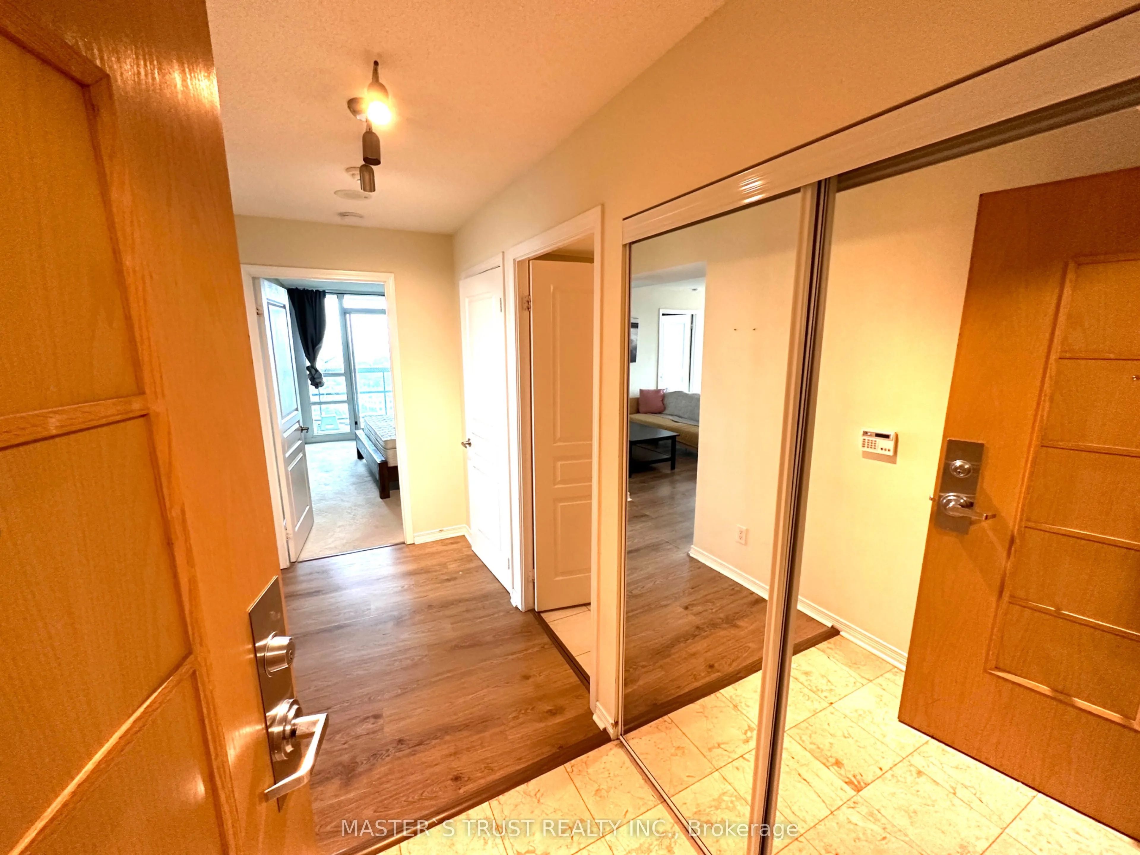 503 Beecroft Road, #1906