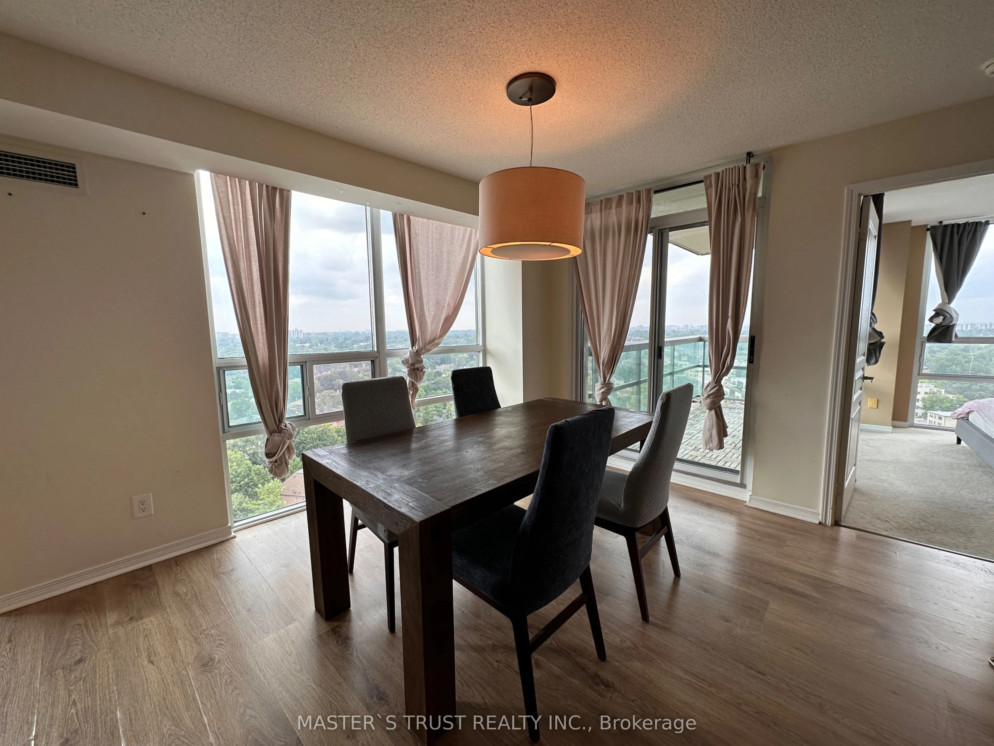 503 Beecroft Road, #1906