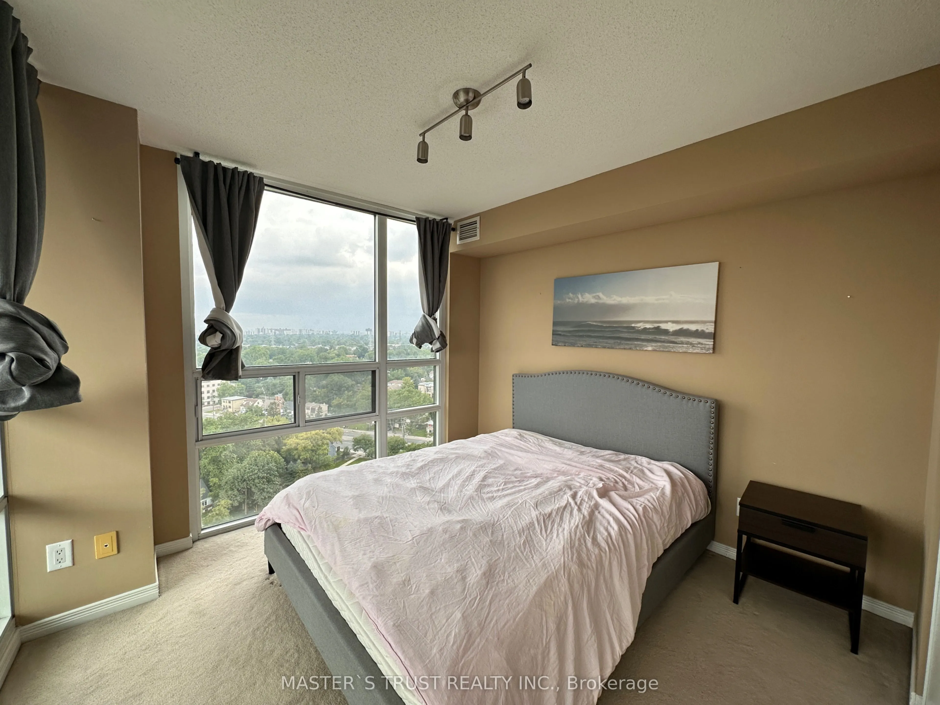 503 Beecroft Road, #1906