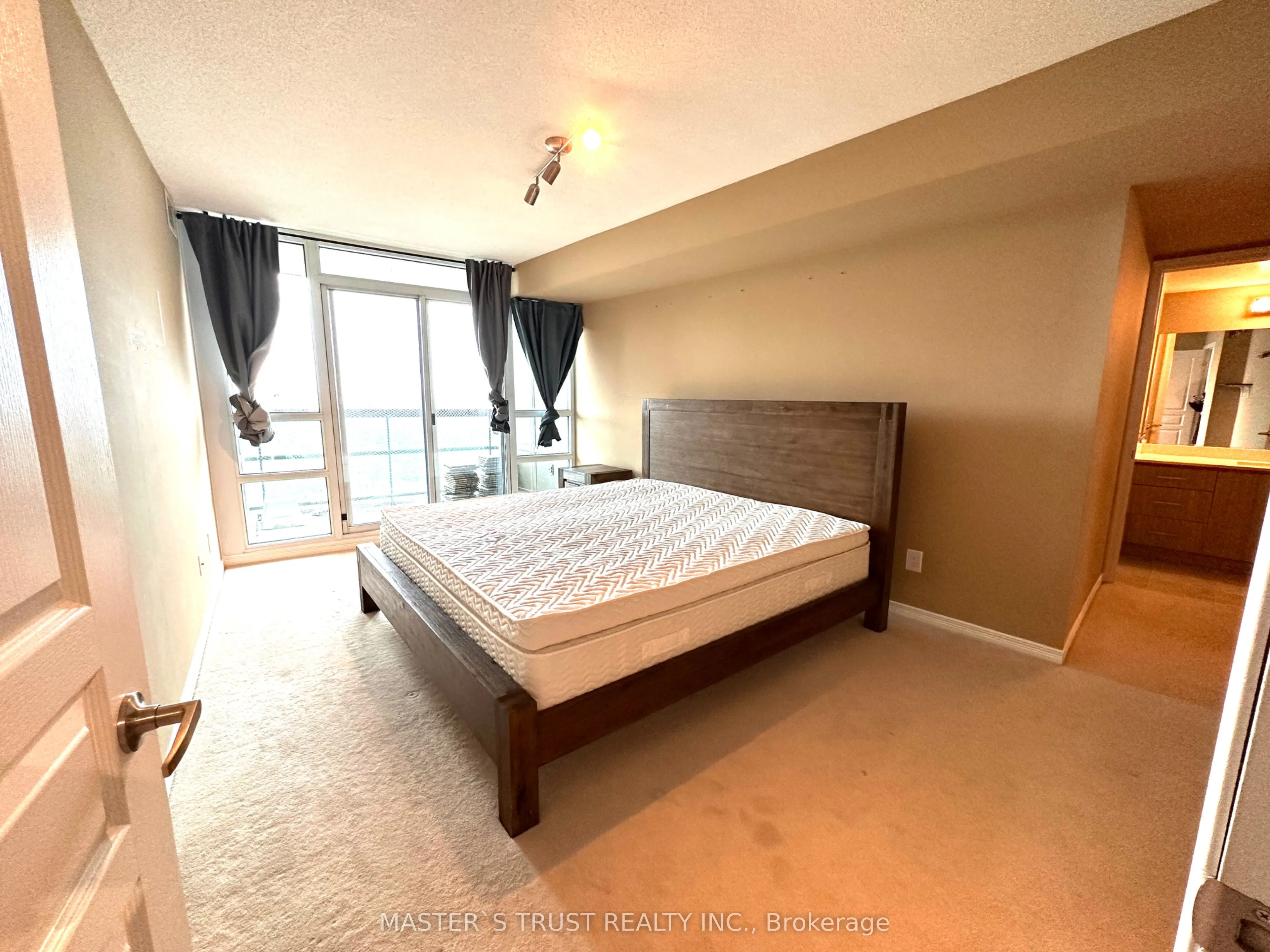 503 Beecroft Road, #1906