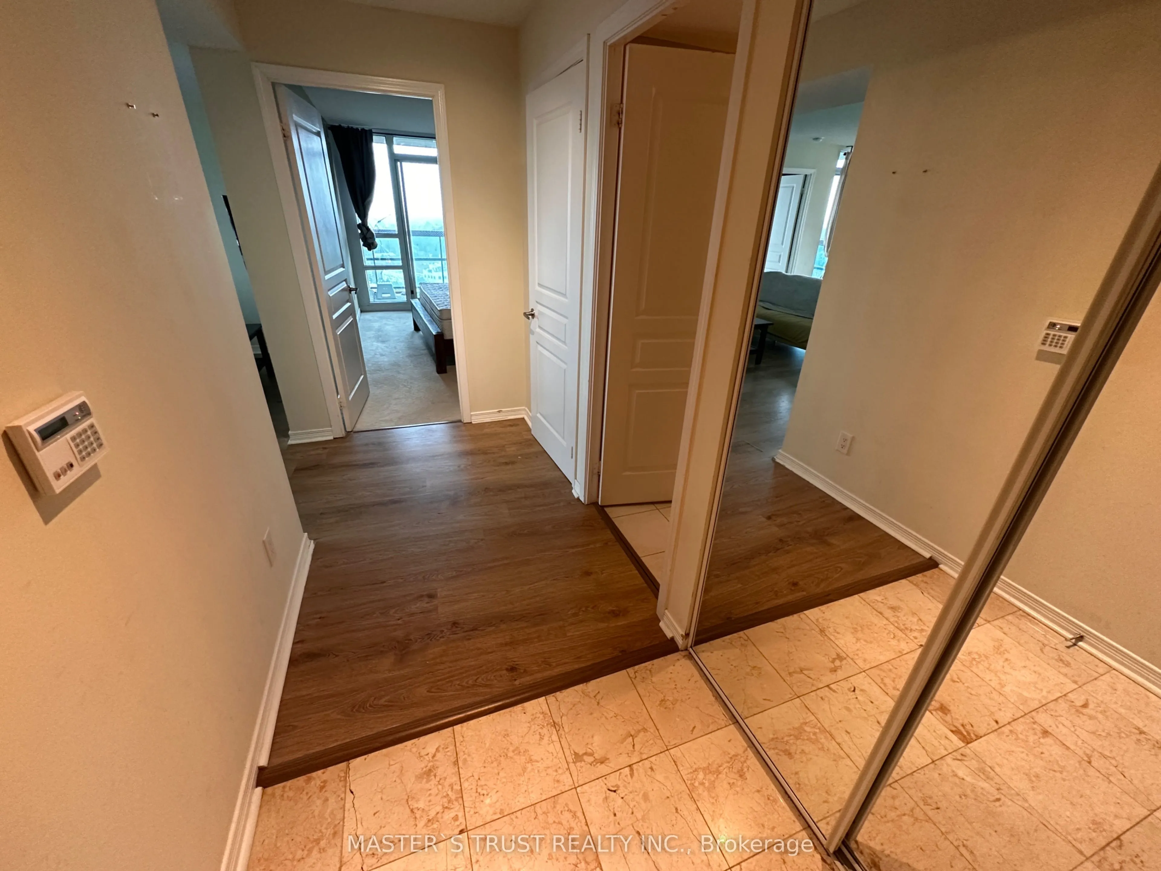 503 Beecroft Road, #1906