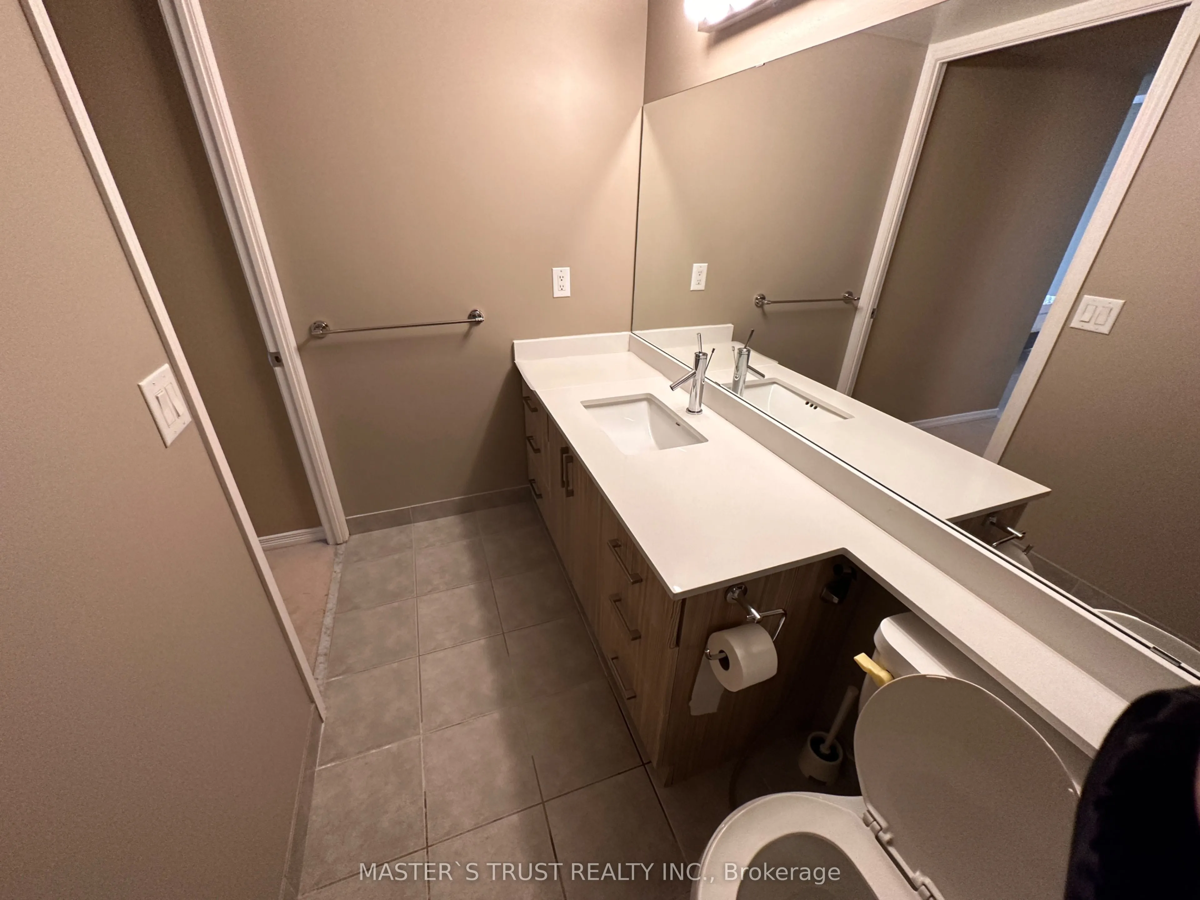 503 Beecroft Road, #1906