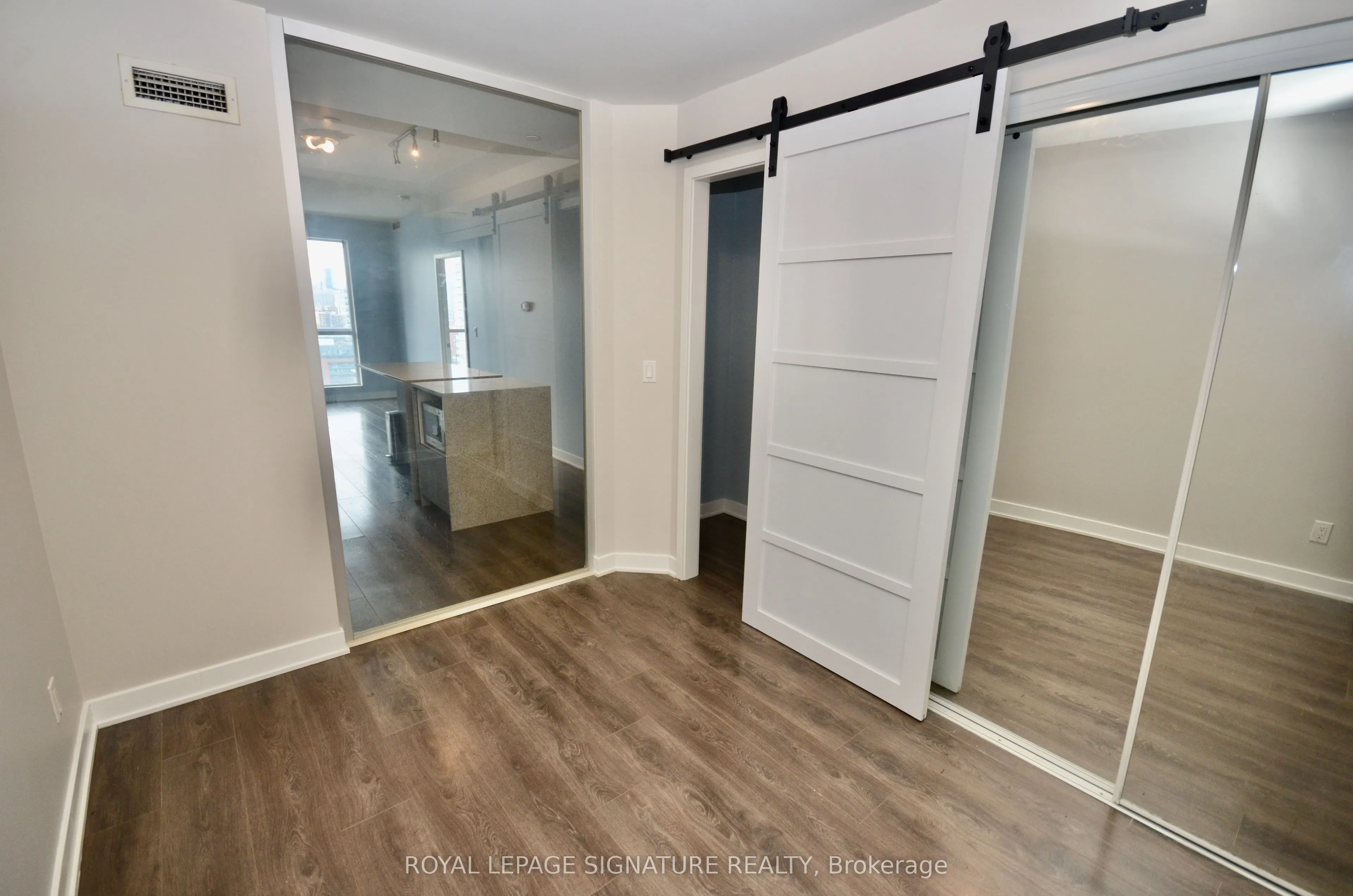 170 Sumach Street, #1708