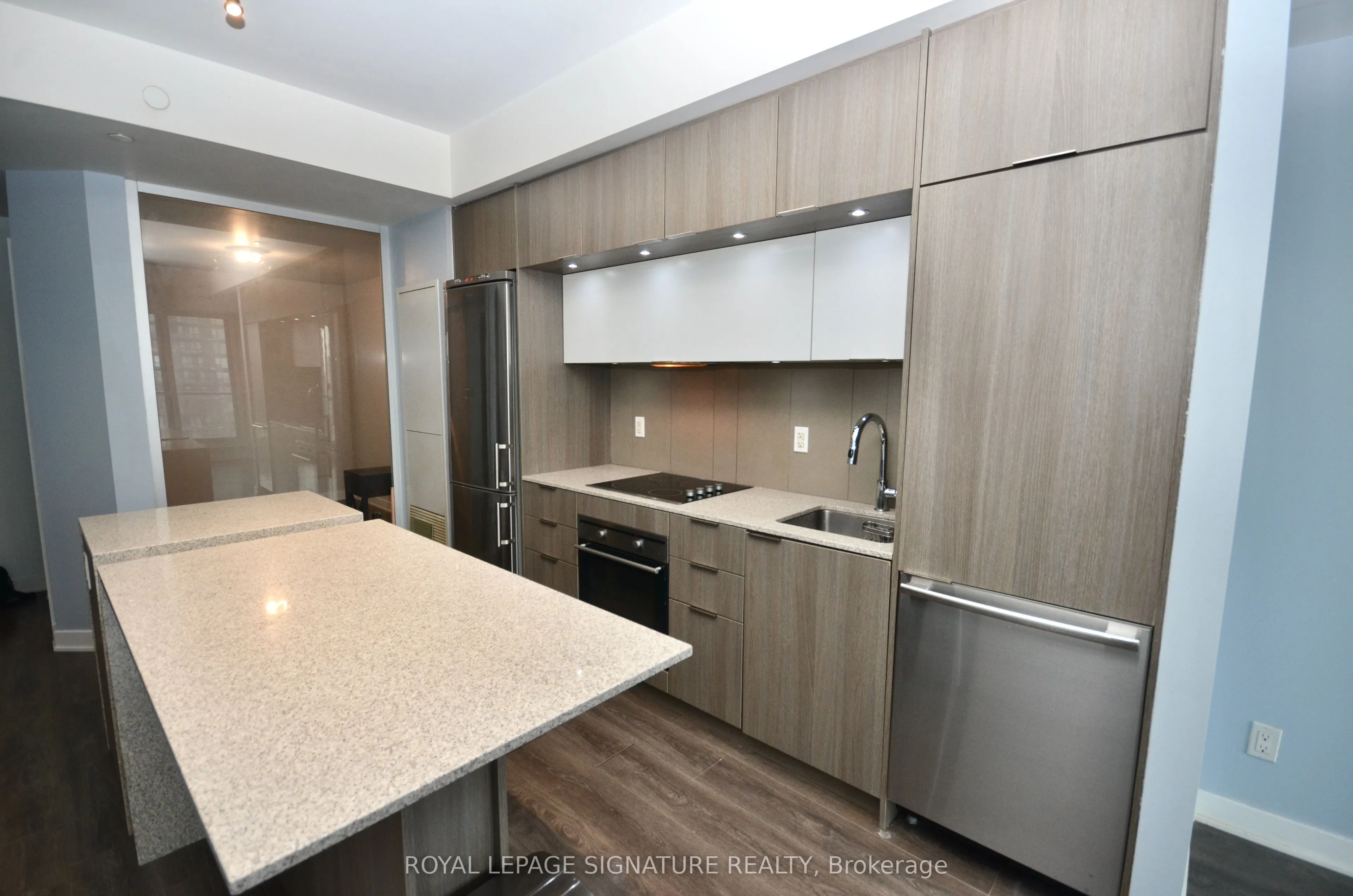 170 Sumach Street, #1708