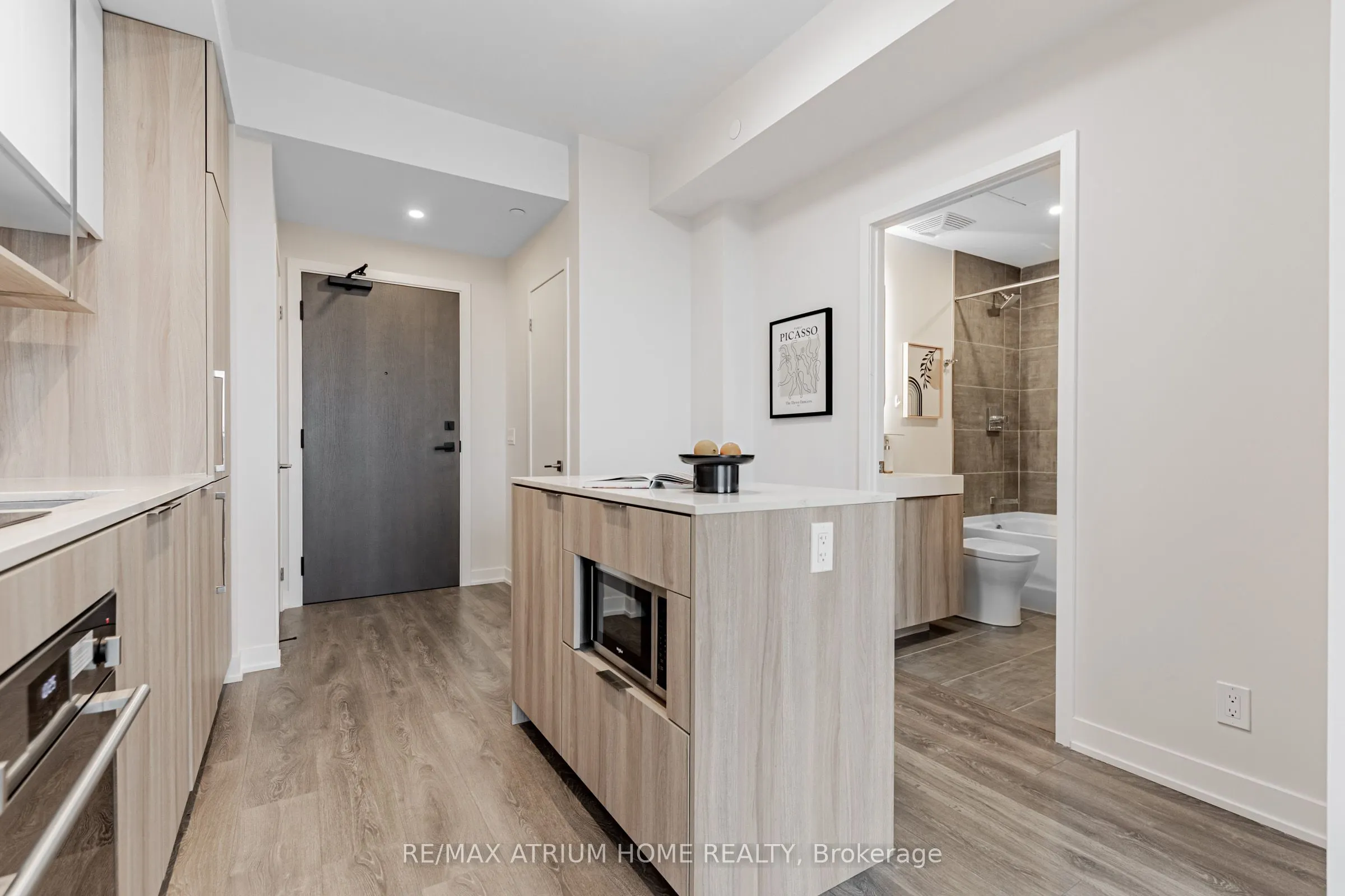 15 Holmes Avenue, #2509