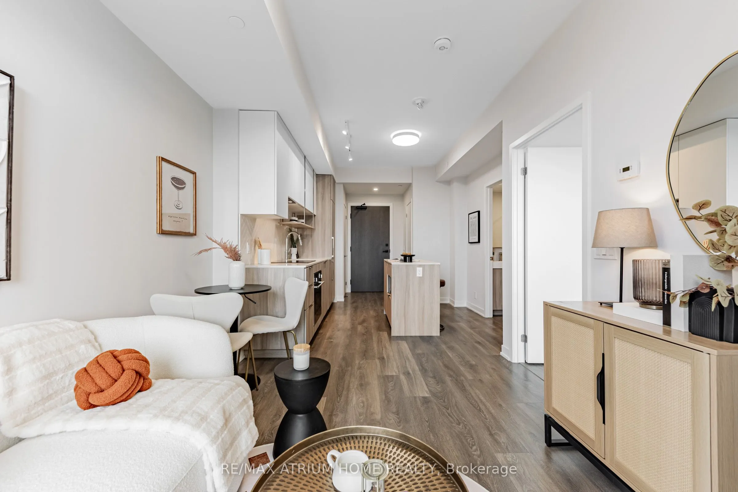 15 Holmes Avenue, #2509