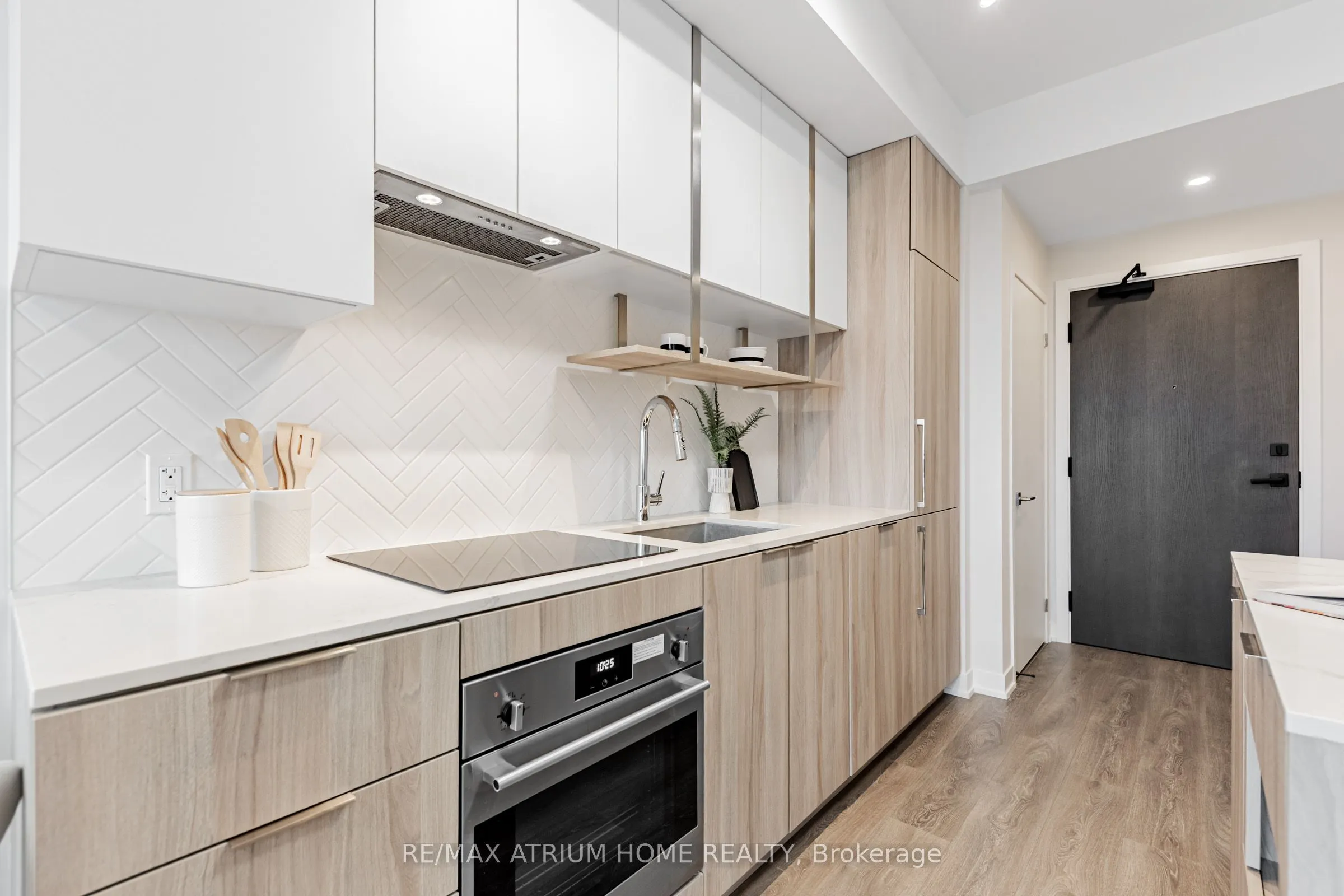 15 Holmes Avenue, #2509