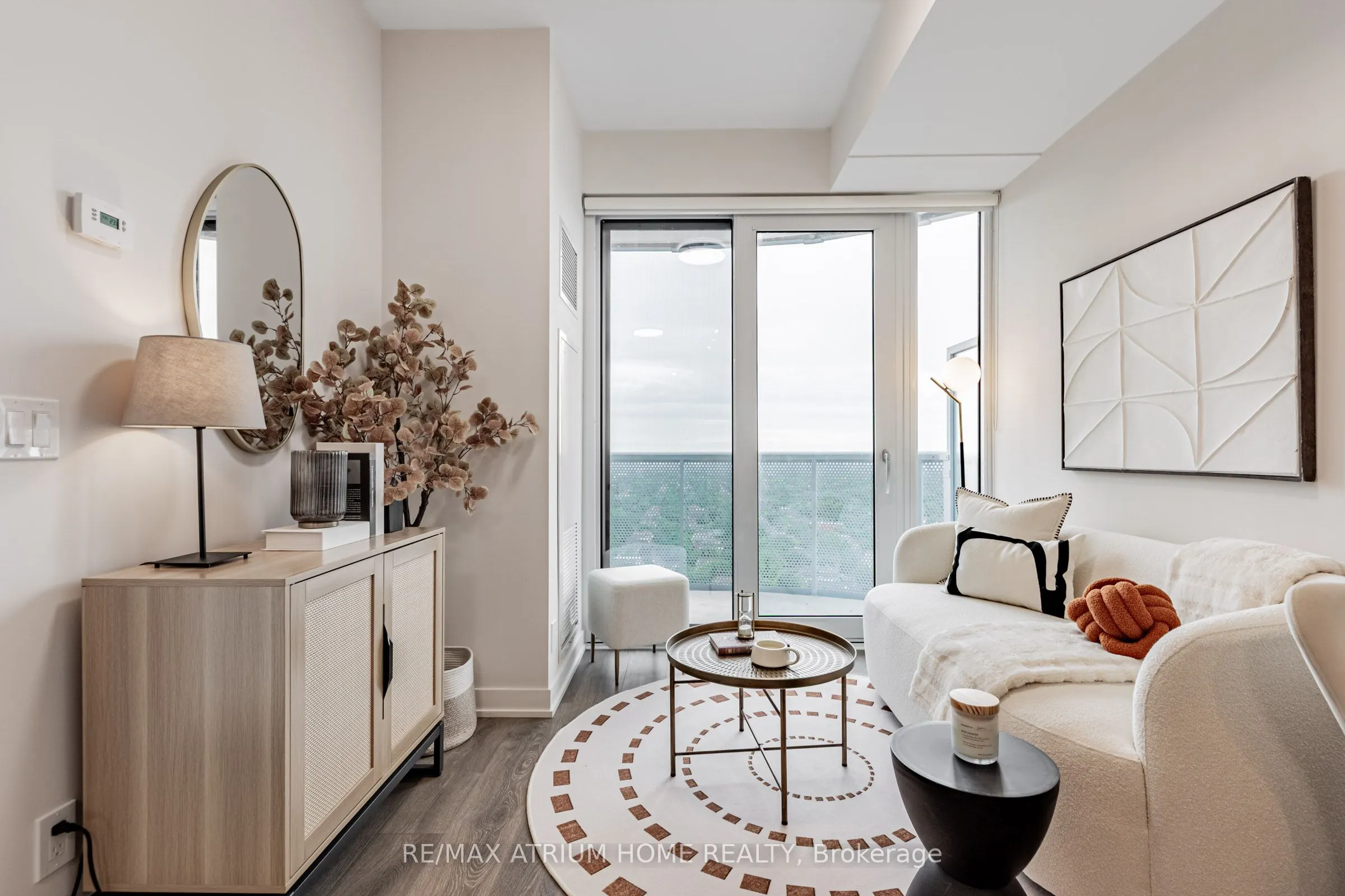 15 Holmes Avenue, #2509