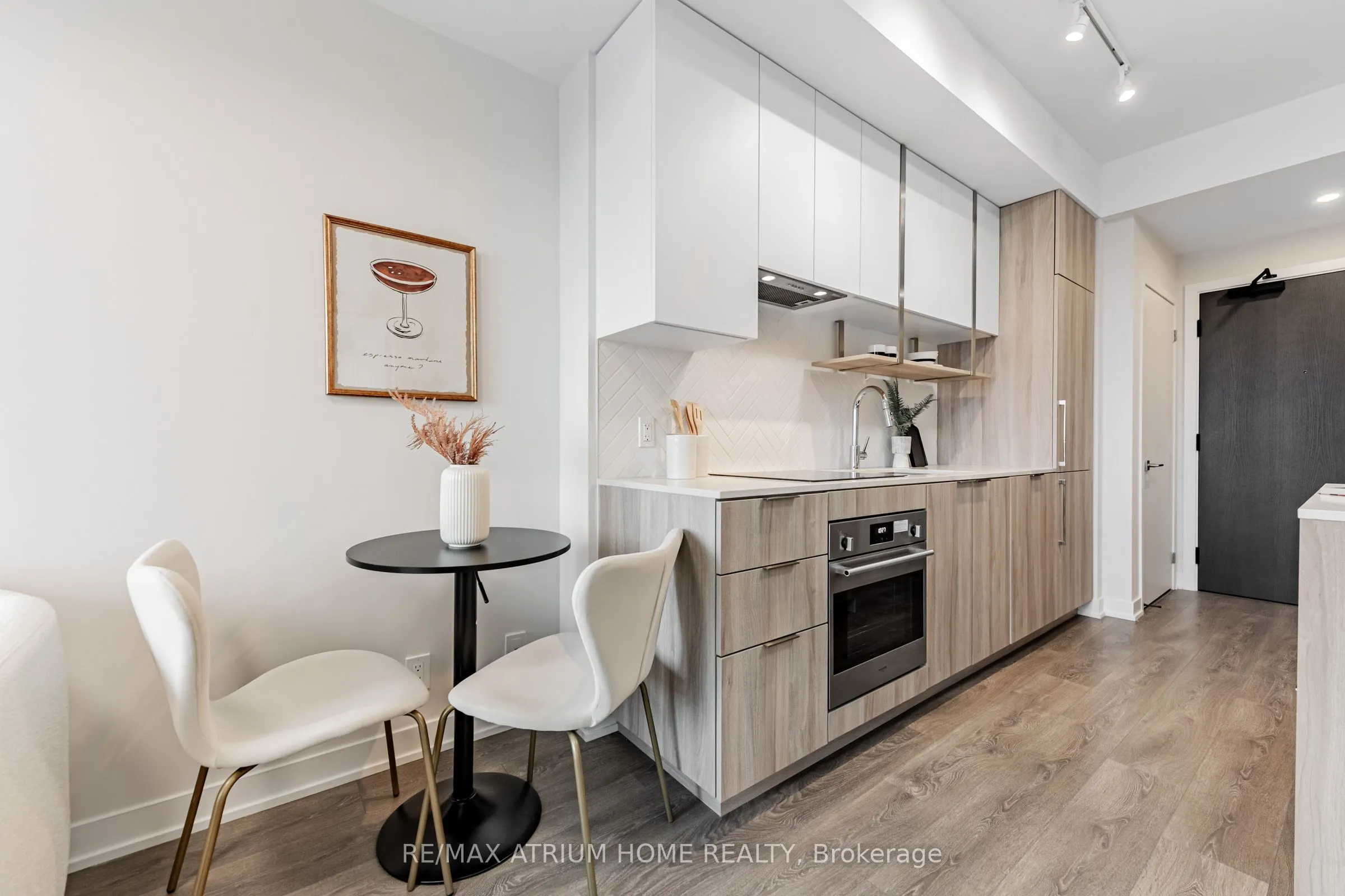 15 Holmes Avenue, #2509