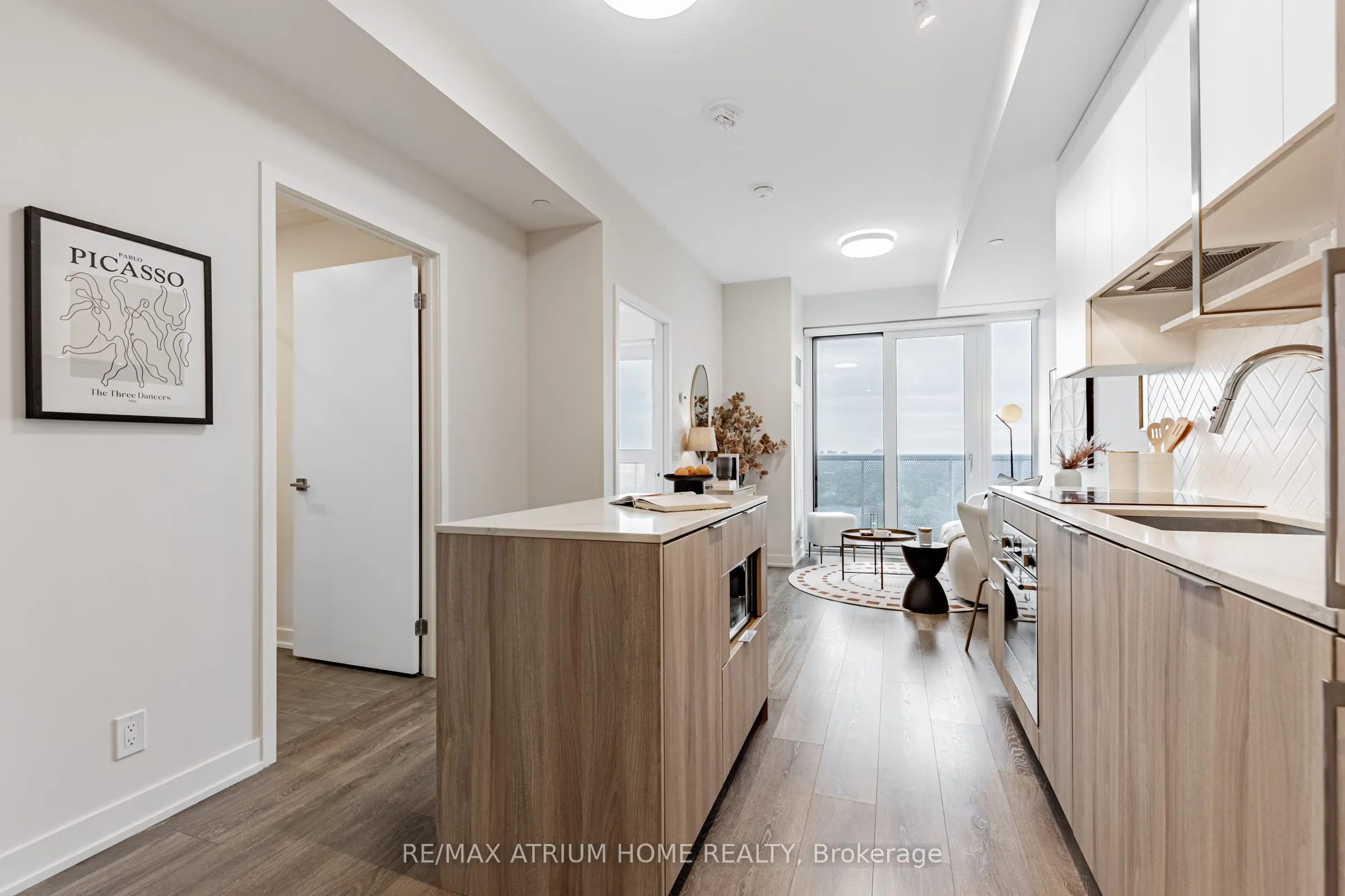 15 Holmes Avenue, #2509