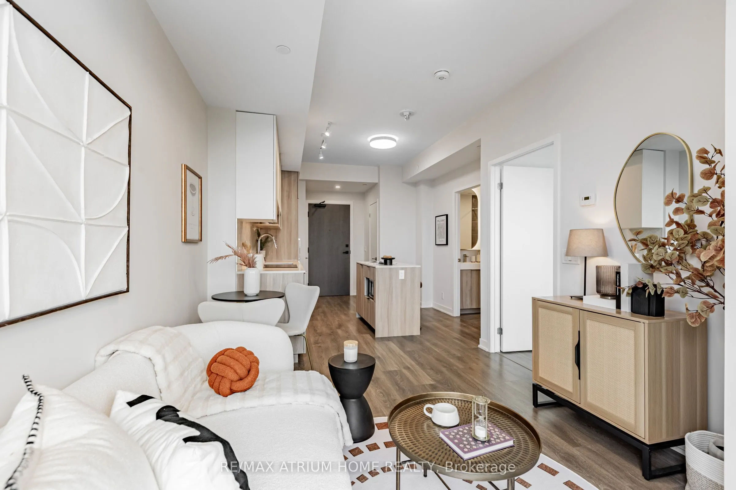 15 Holmes Avenue, #2509