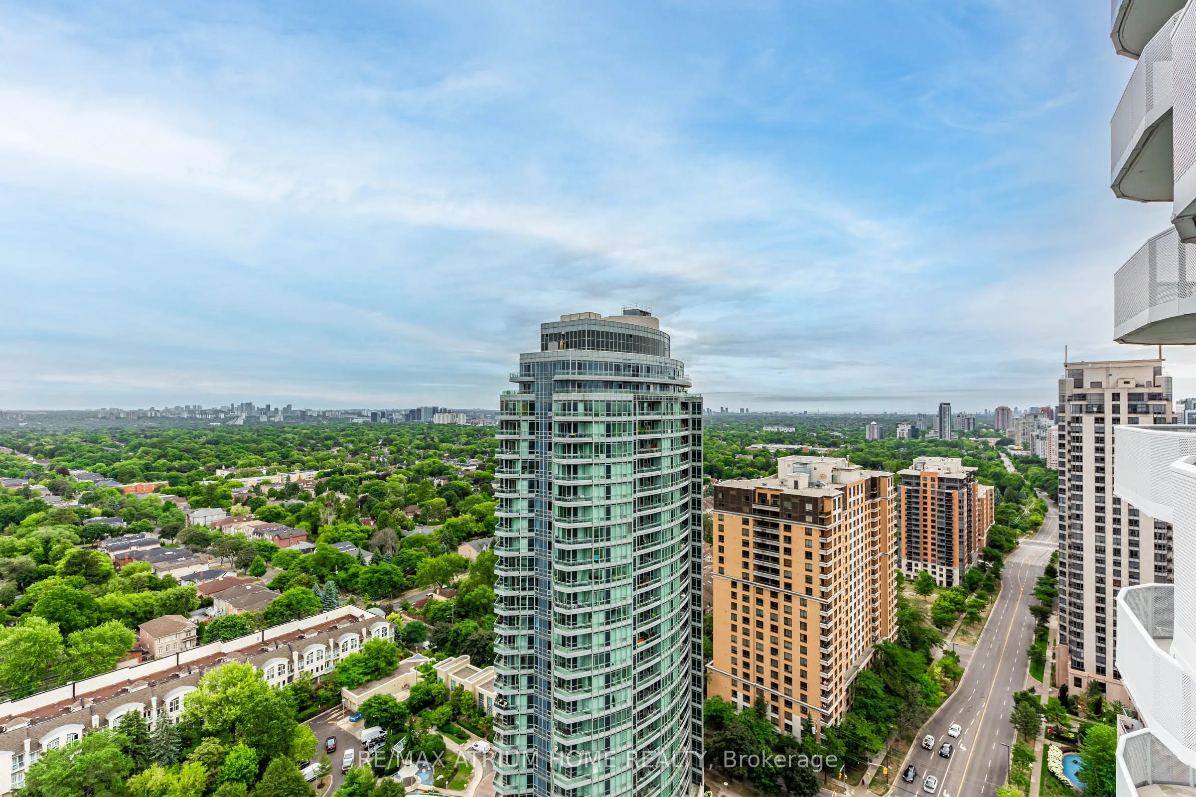 15 Holmes Avenue, #2509