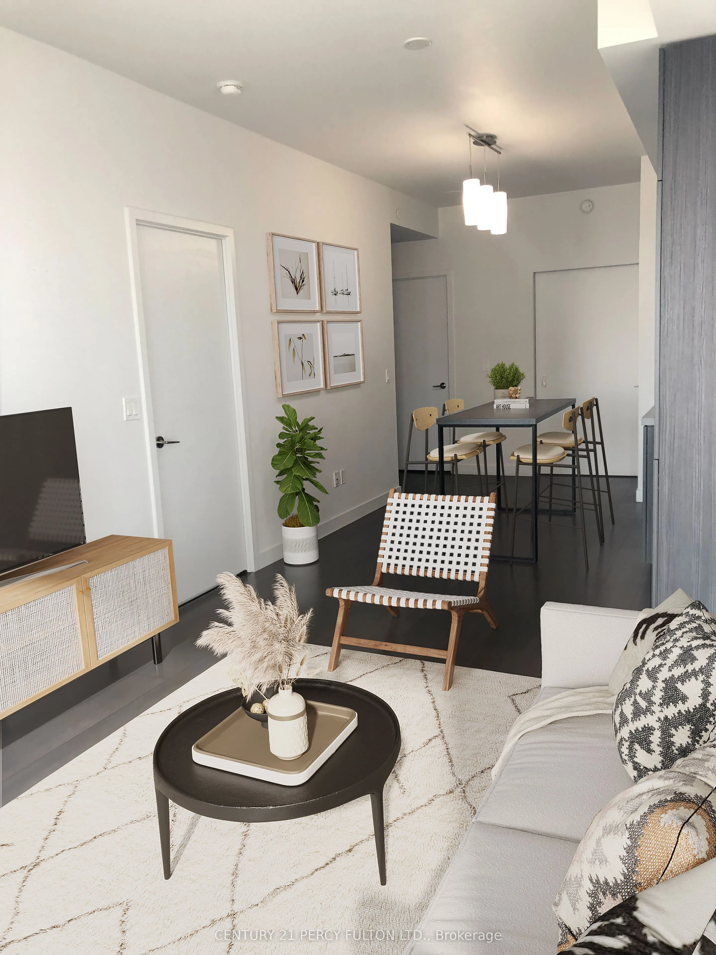8 Eglinton Avenue E, #2001