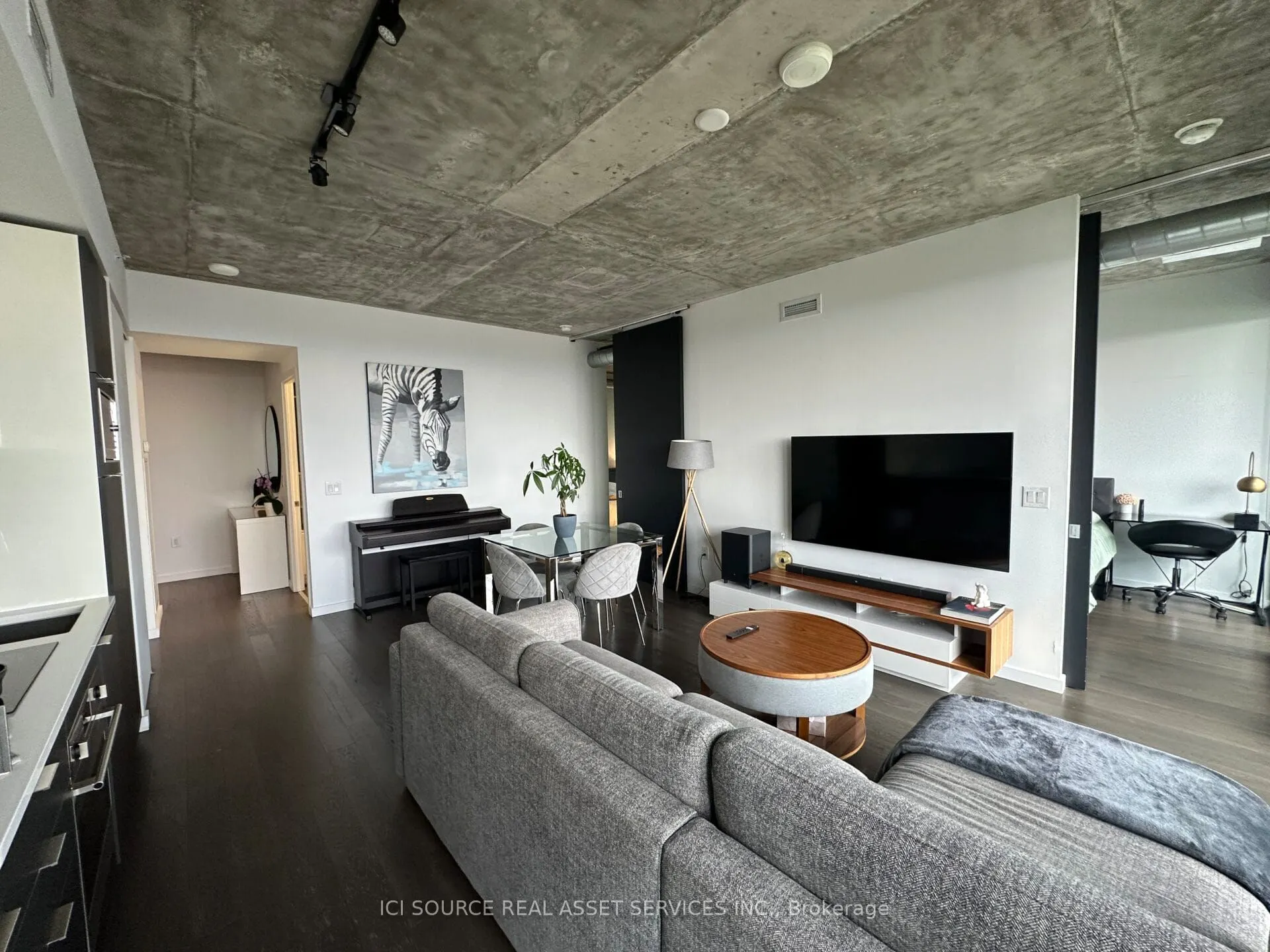 170 Bayview Avenue, #2407