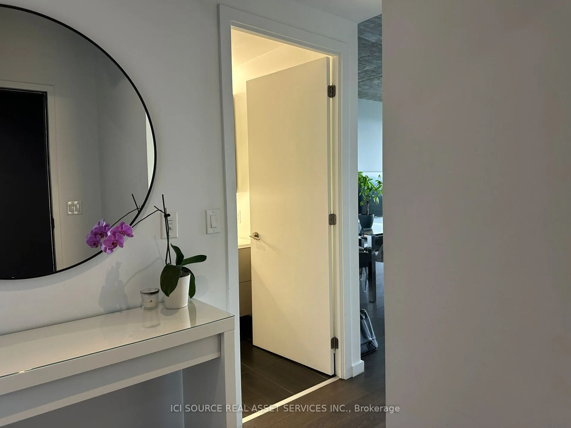 170 Bayview Avenue, #2407