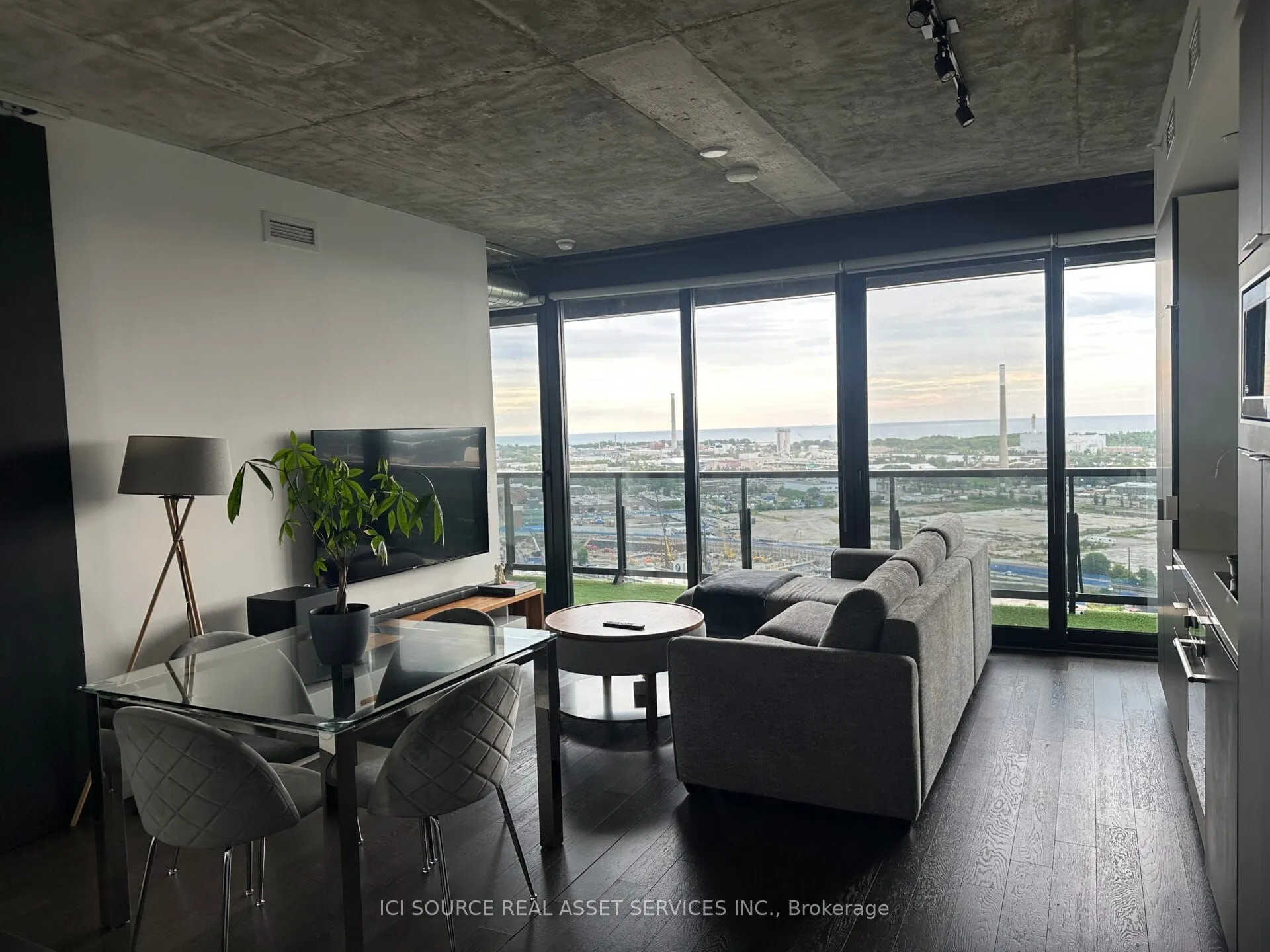 170 Bayview Avenue, #2407