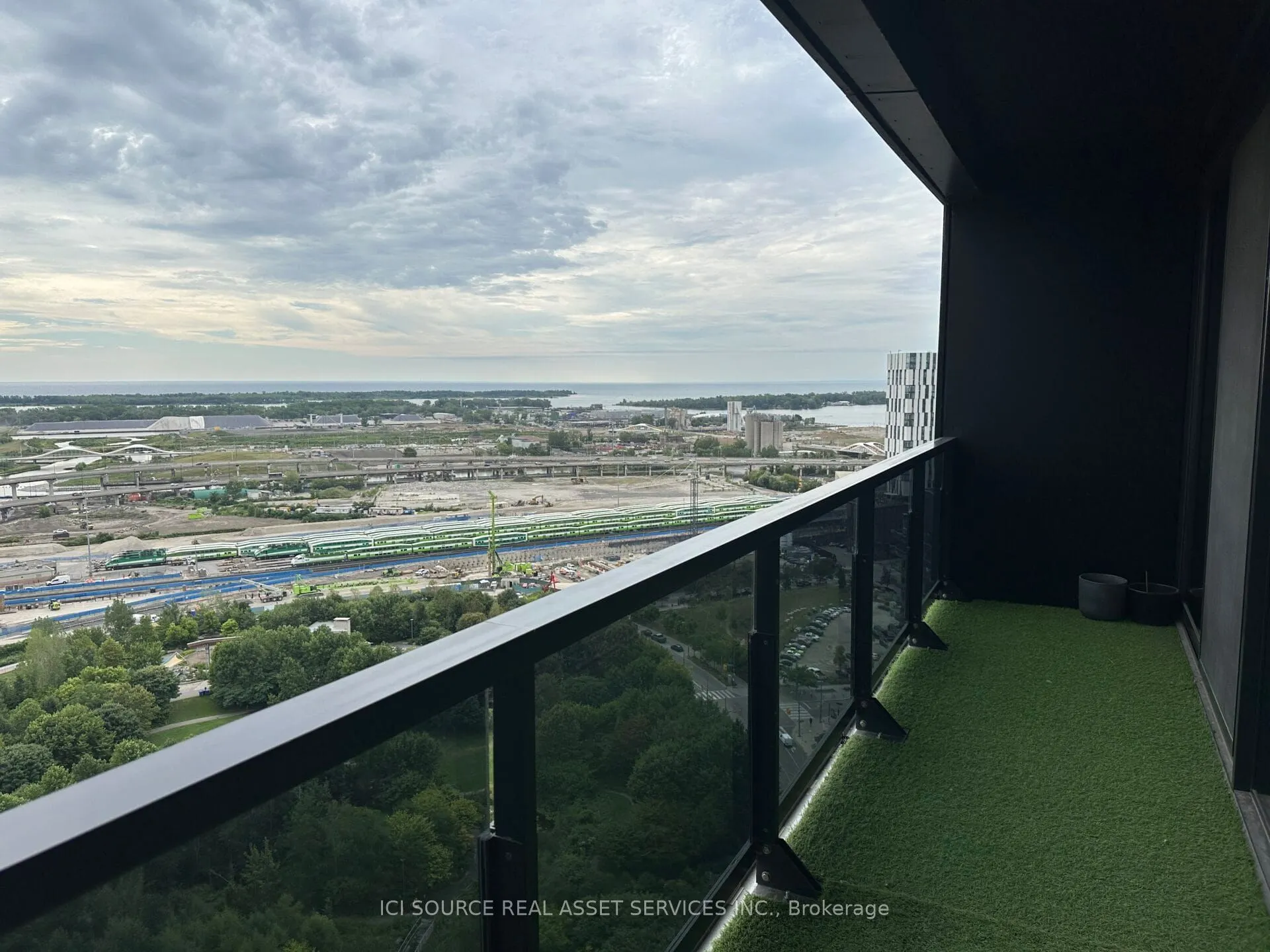 170 Bayview Avenue, #2407