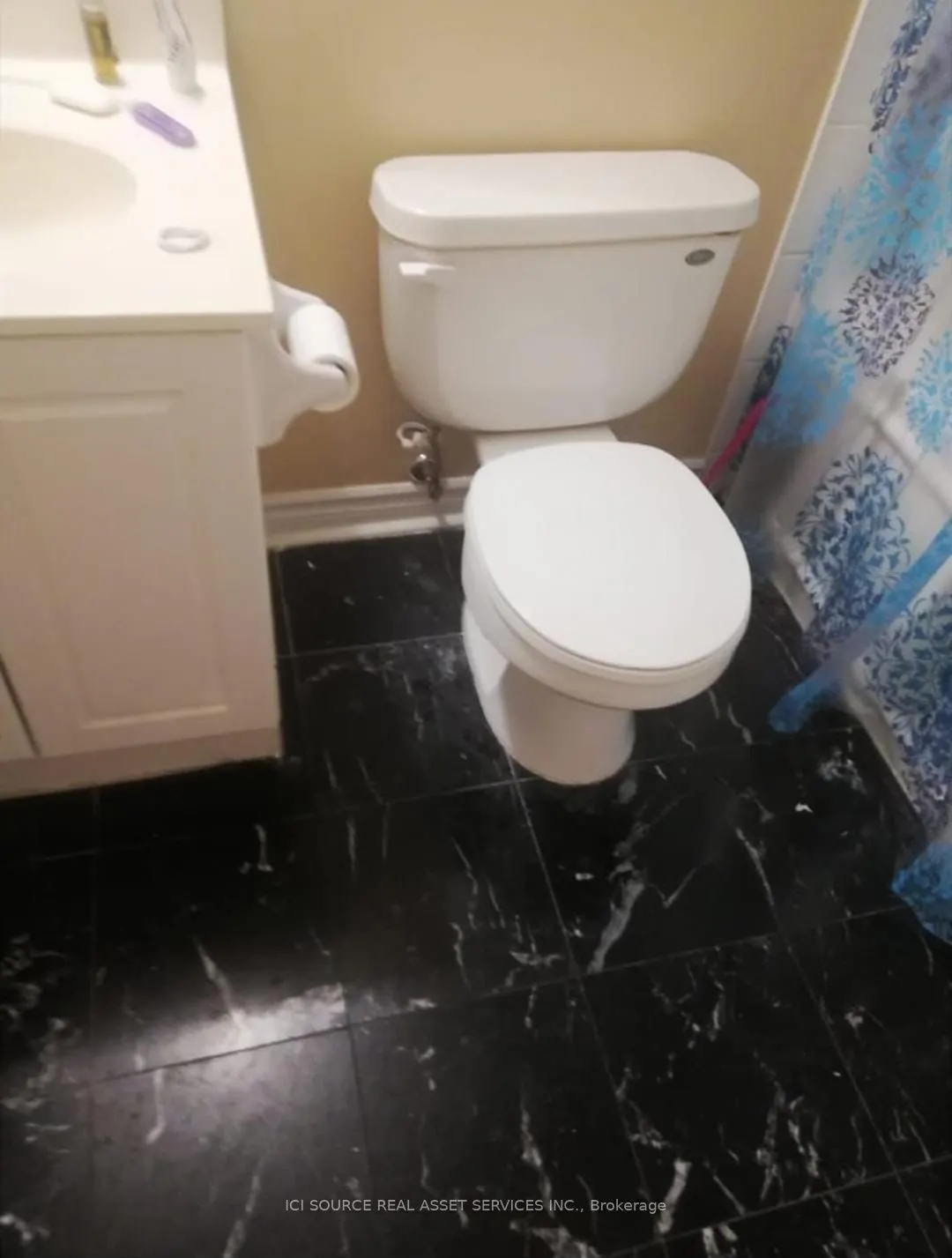 8 Rean Drive, #1807