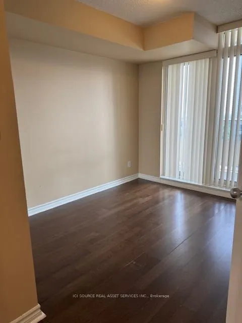 8 Rean Drive, #1807