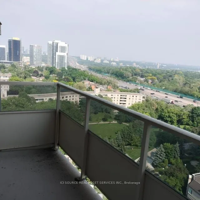 8 Rean Drive, #1807