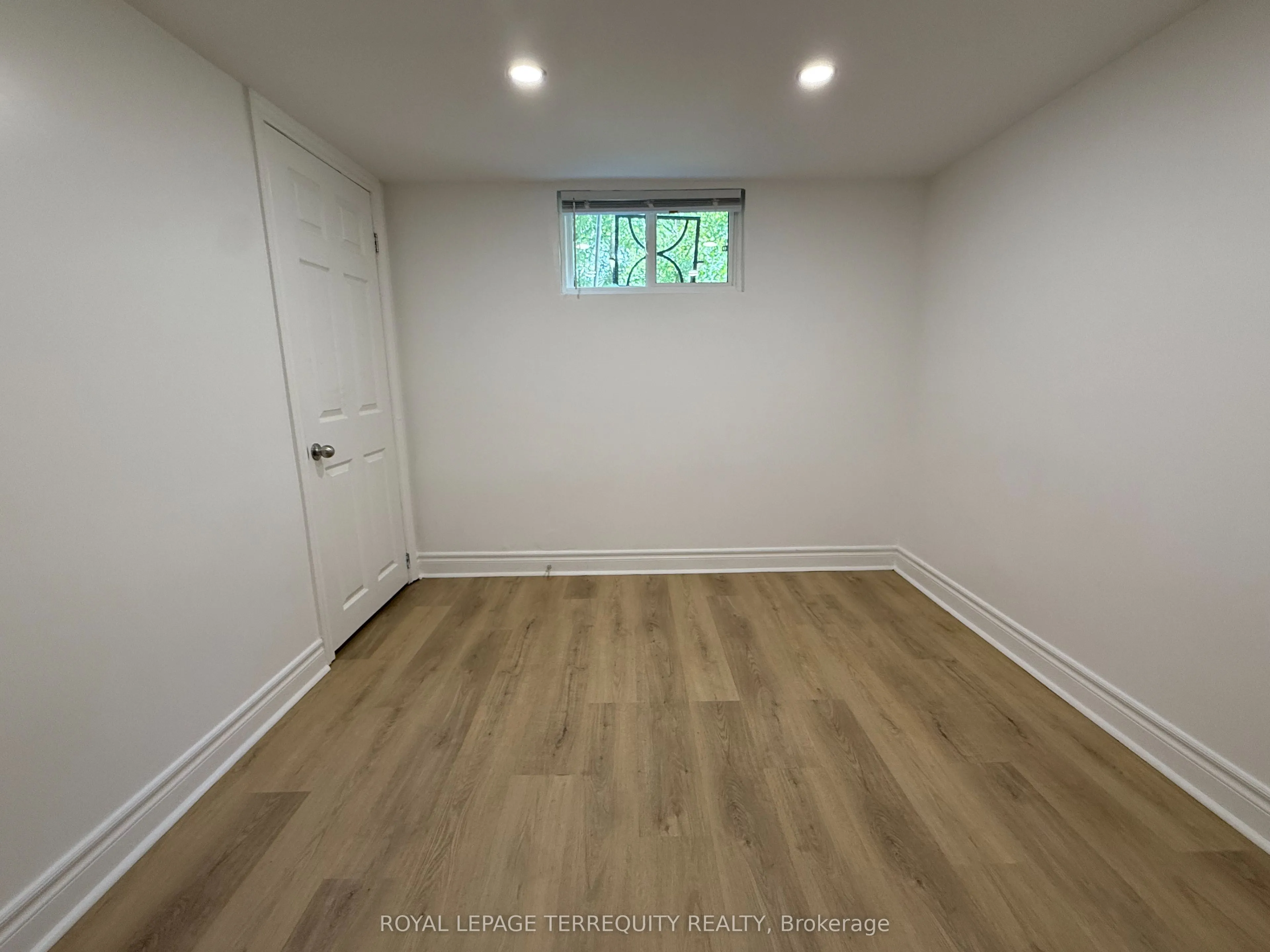 29 Khedive Avenue, #2