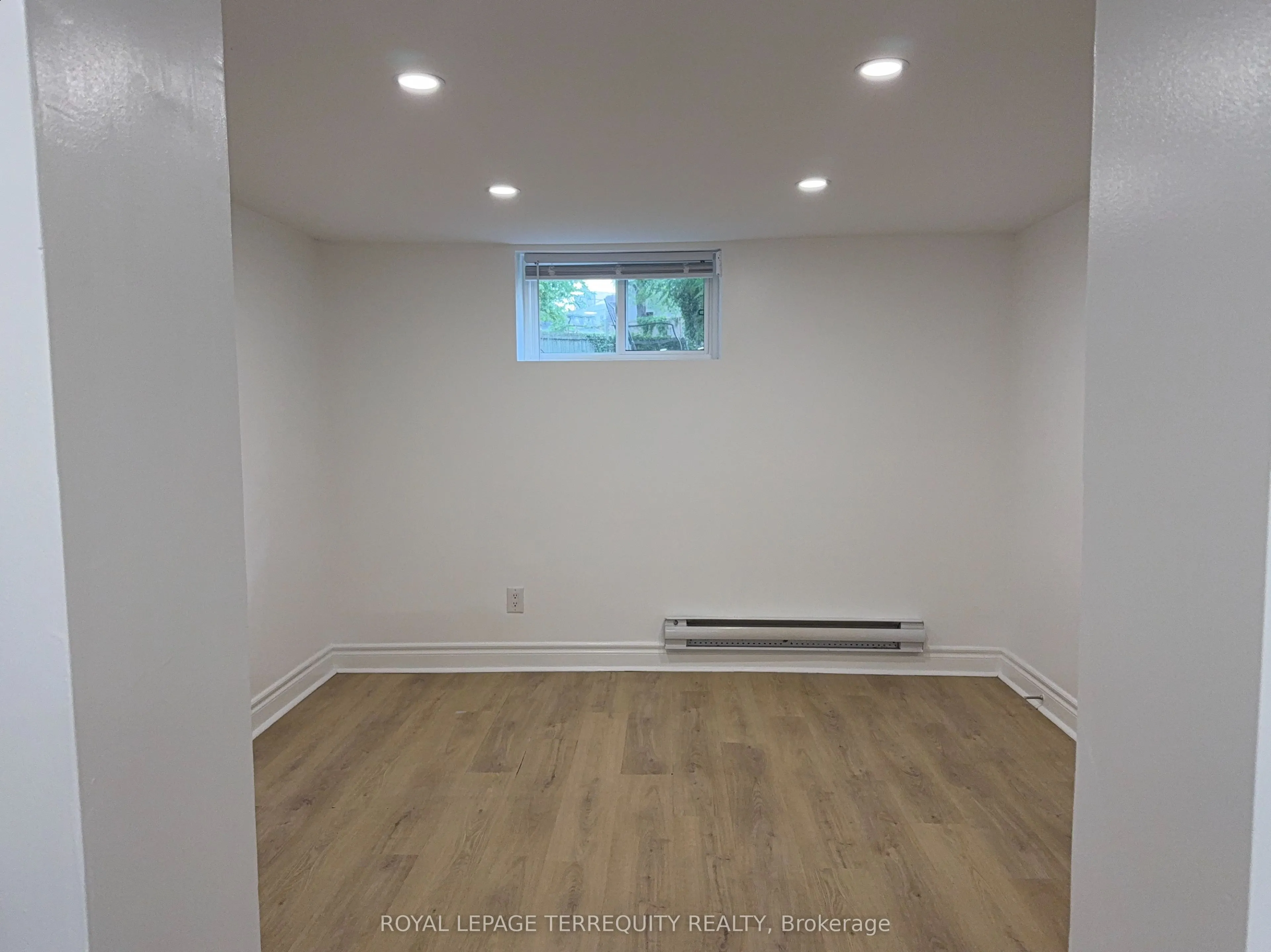 29 Khedive Avenue, #2