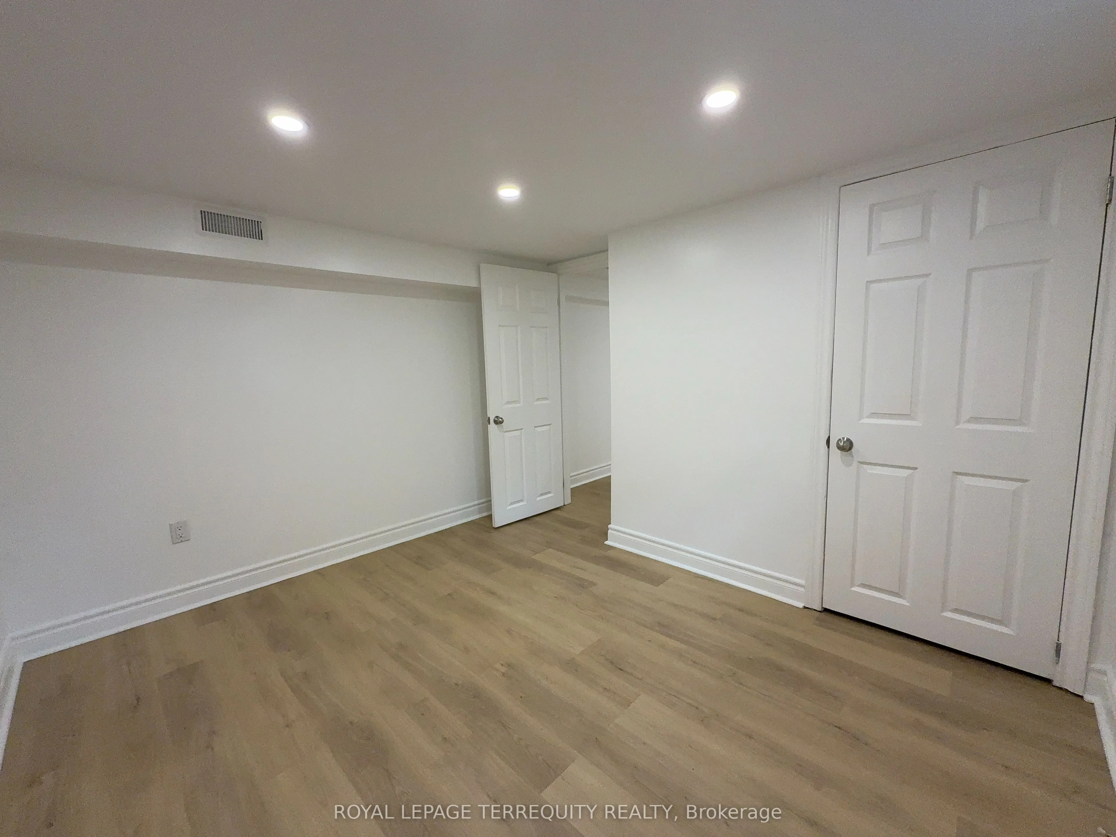 29 Khedive Avenue, #2