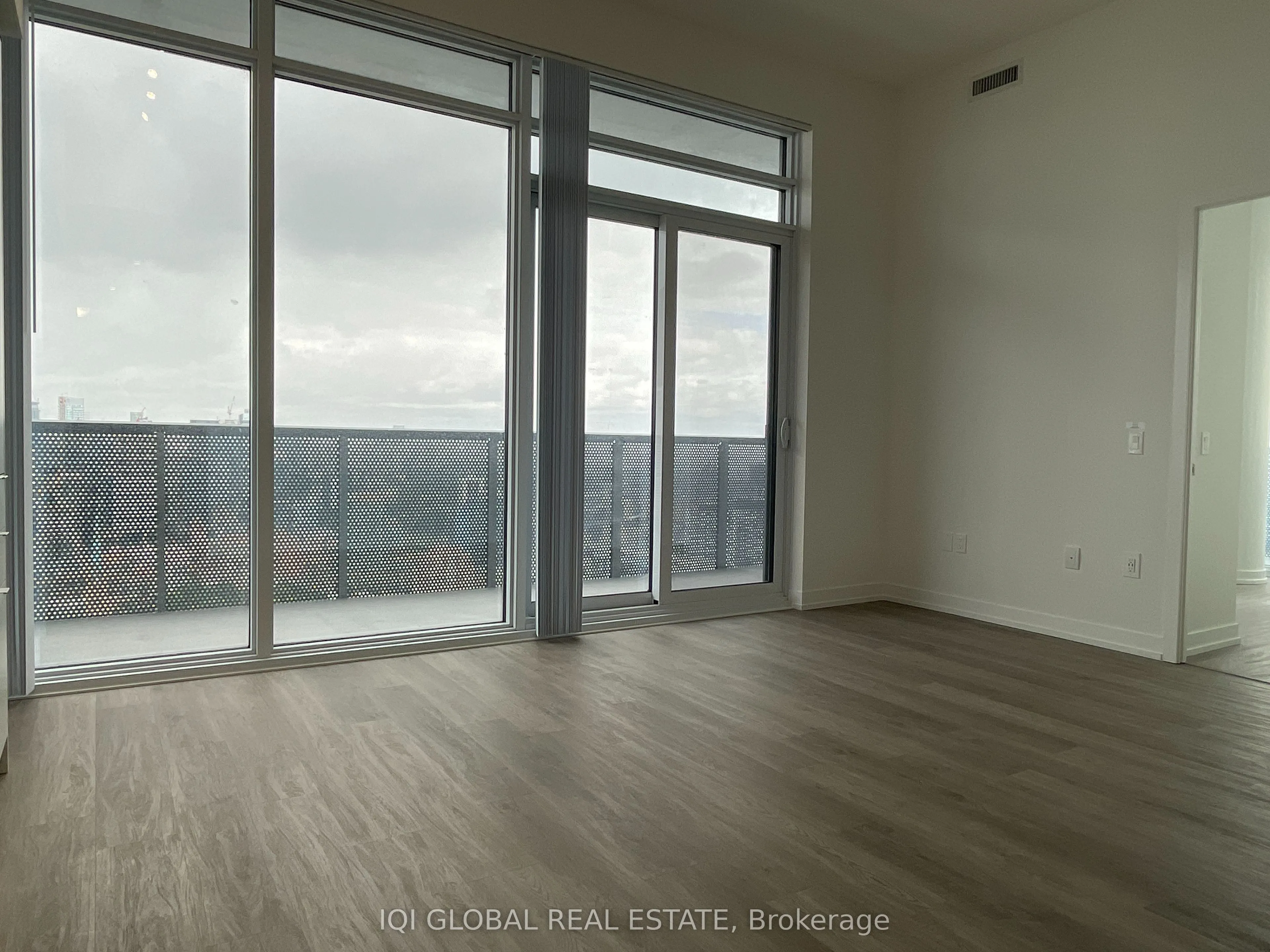 55 Cooper Street, #5105