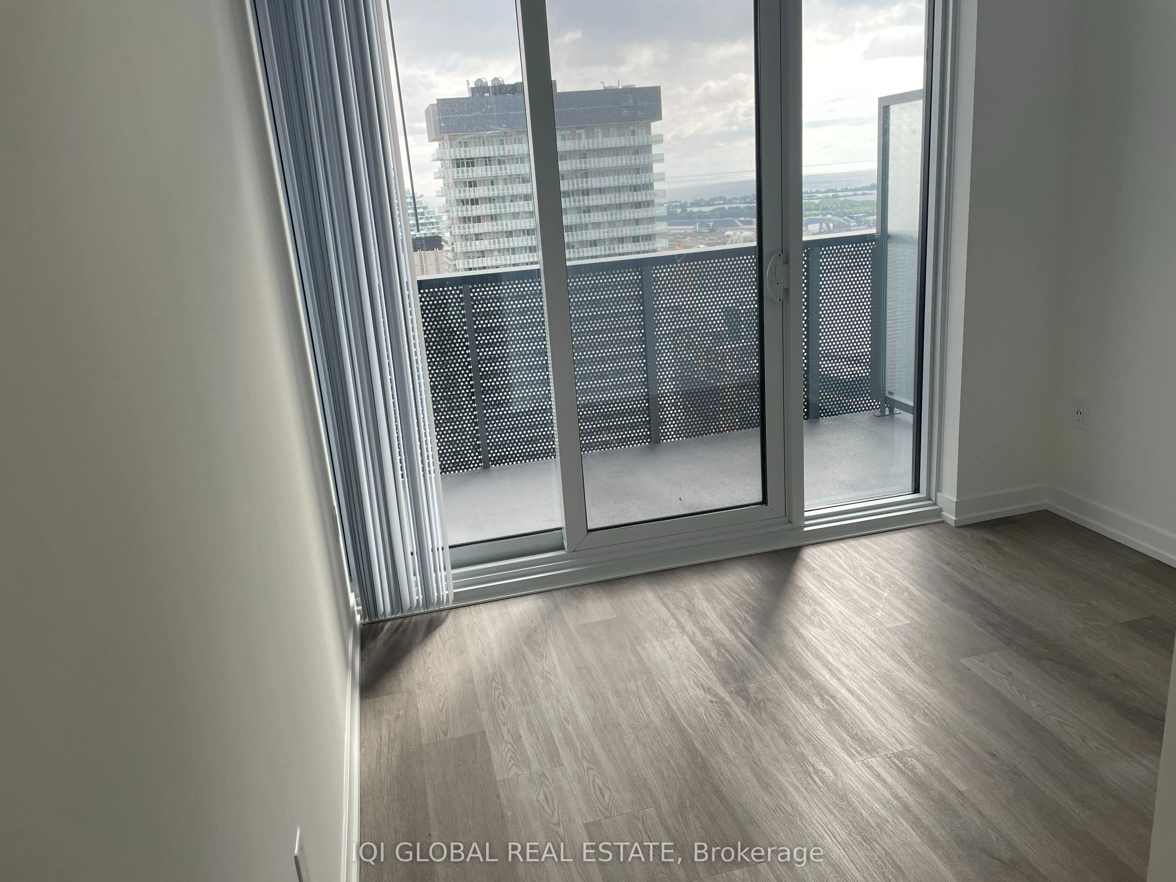 55 Cooper Street, #5105