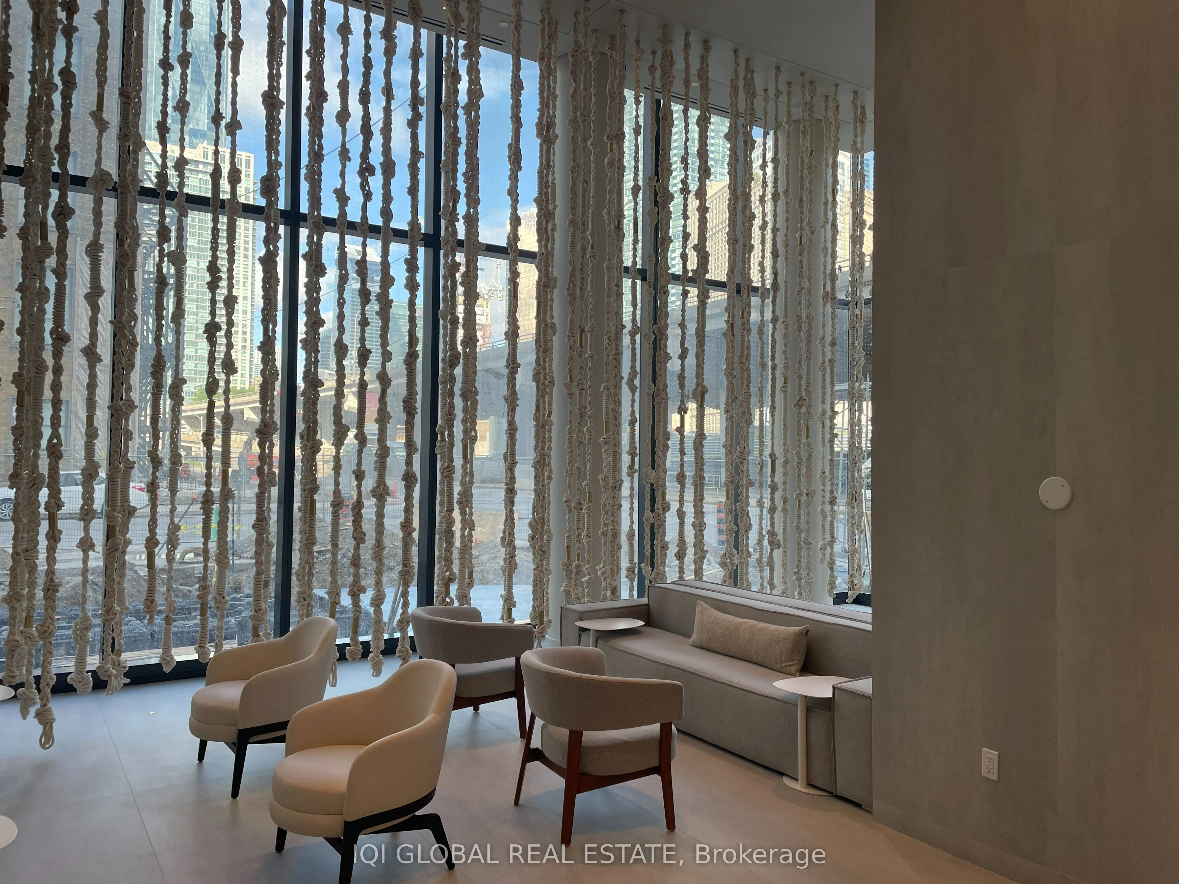 55 Cooper Street, #5105