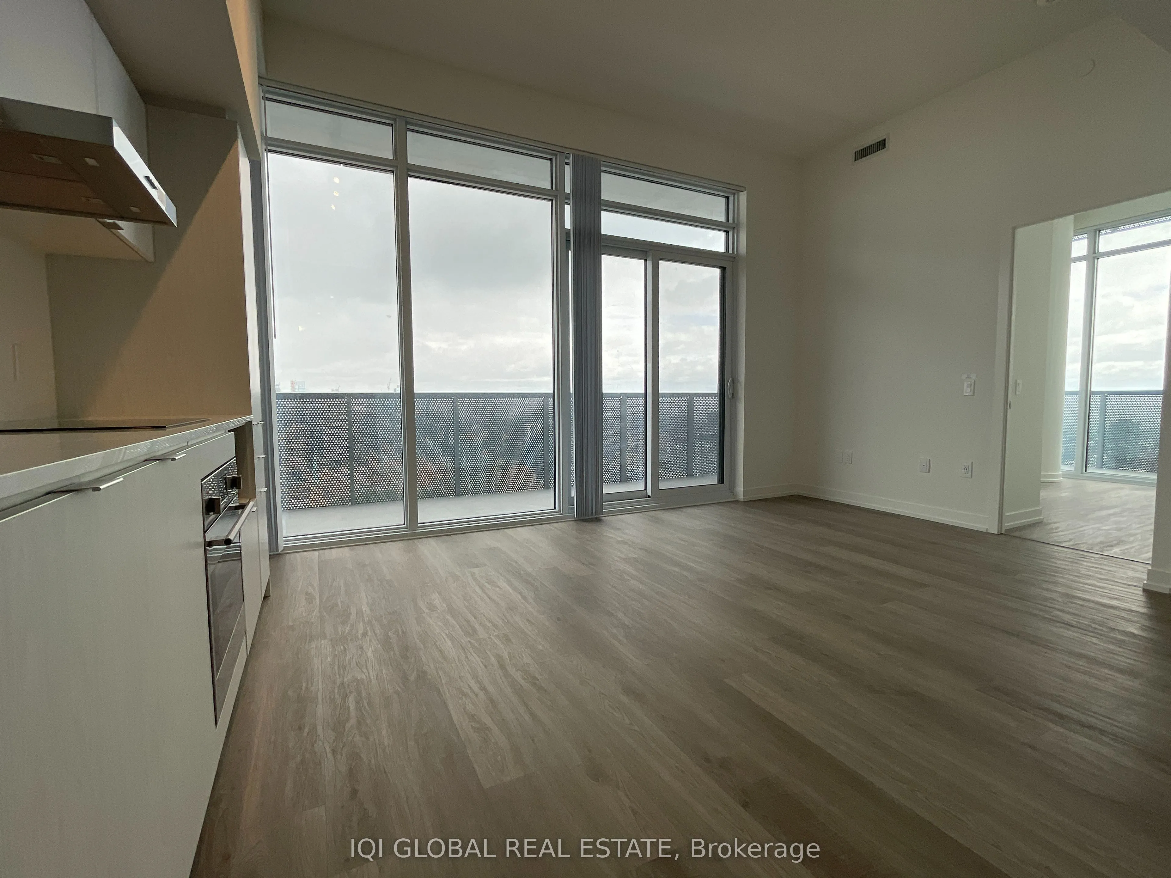 55 Cooper Street, #5105