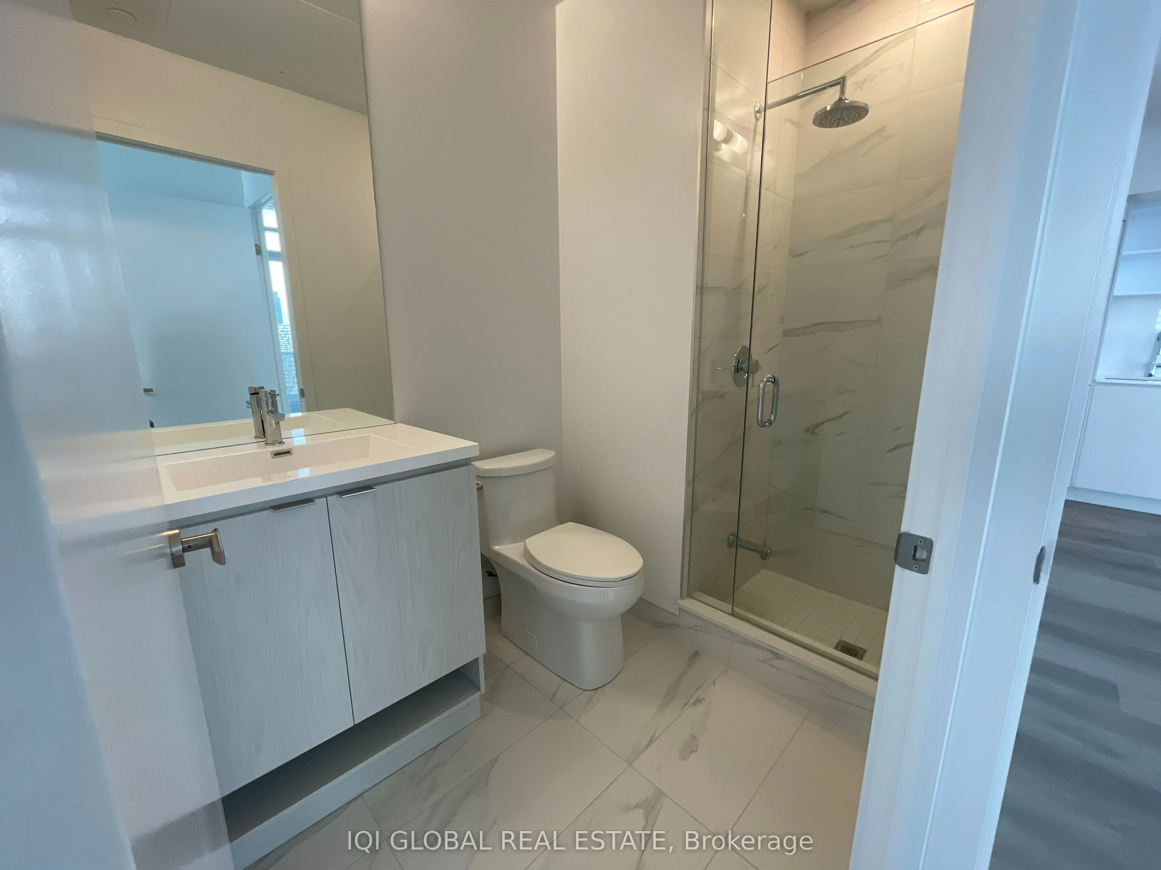 55 Cooper Street, #5105