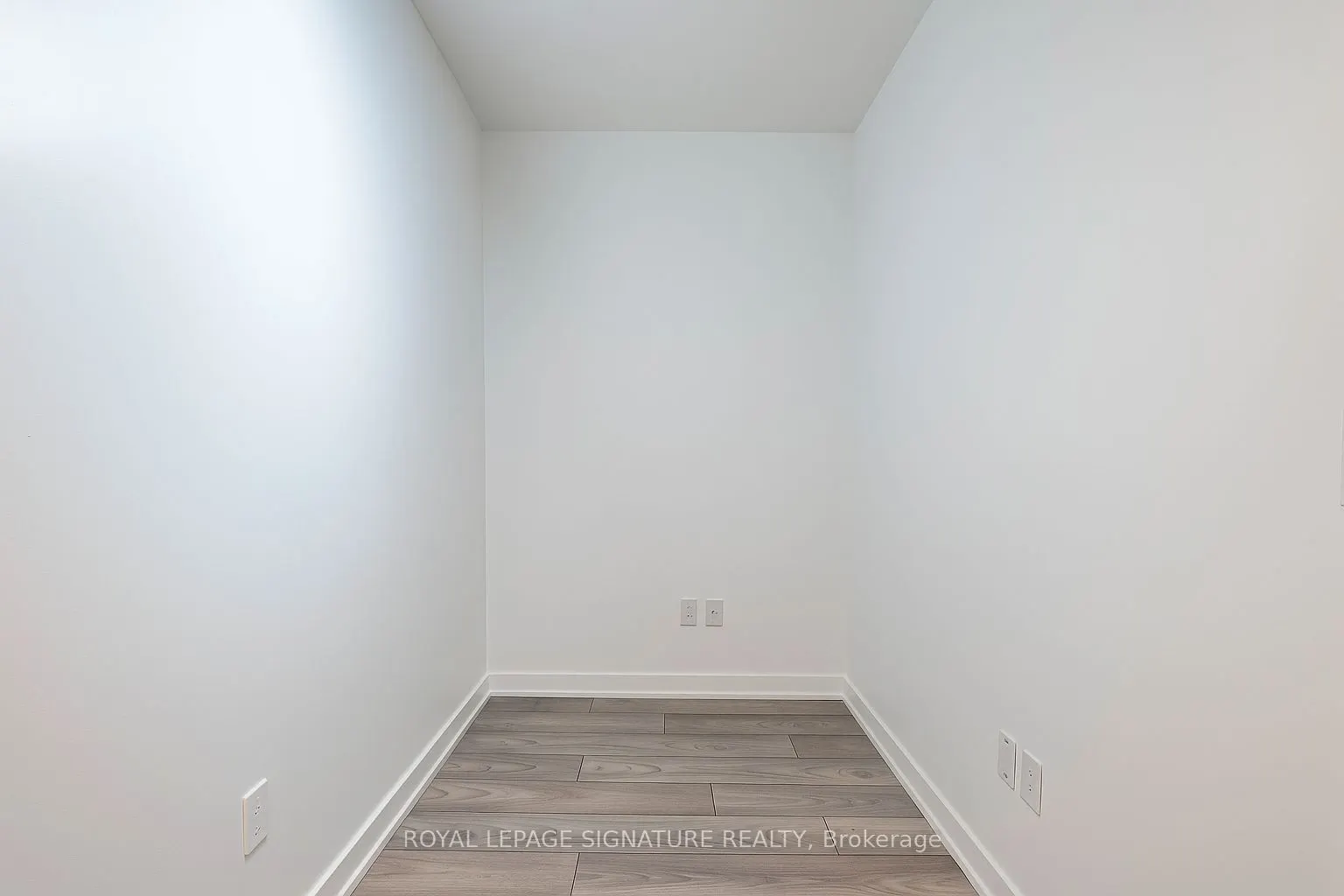 8 Tippett Road, #525