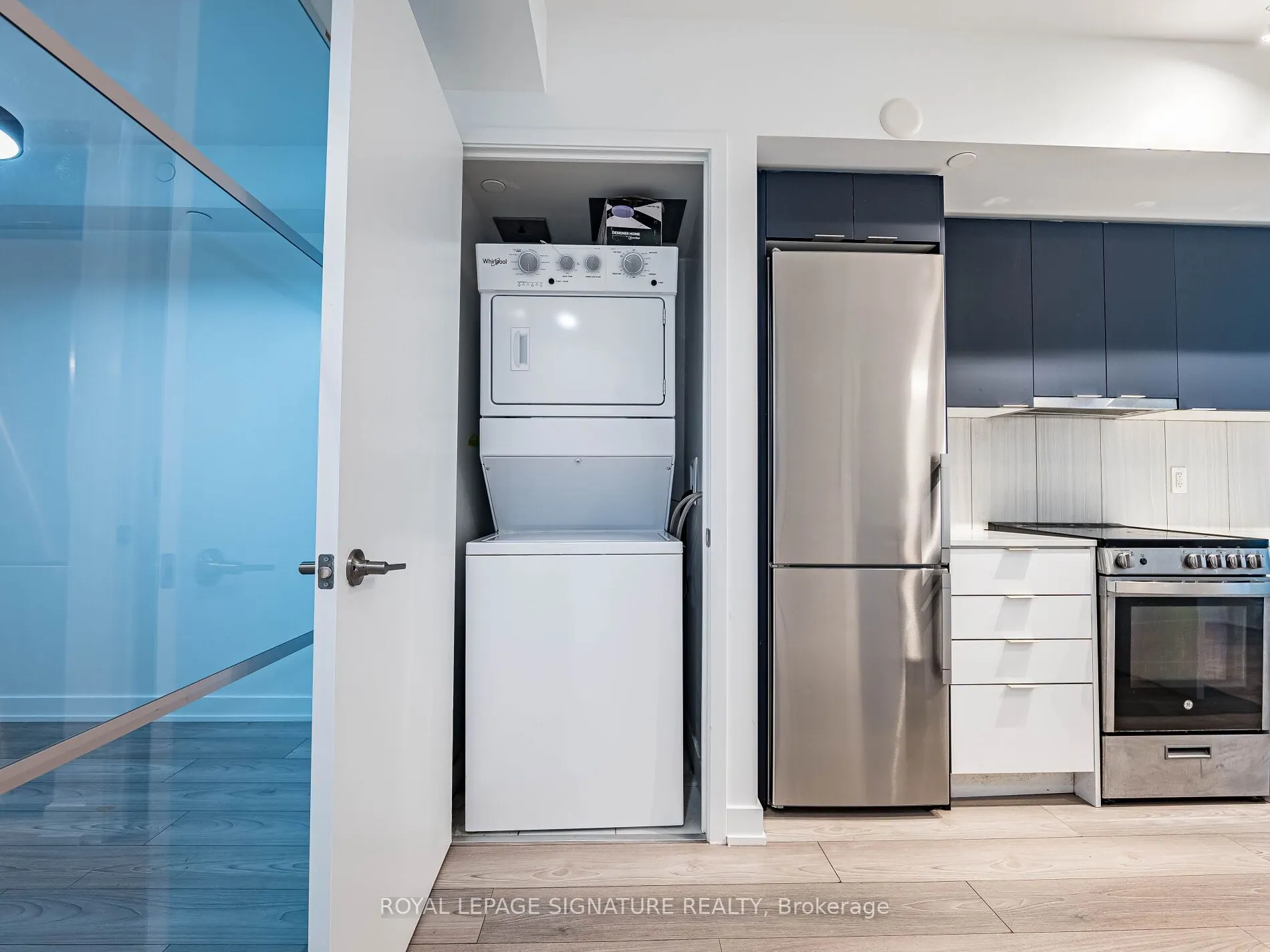 8 Tippett Road, #525