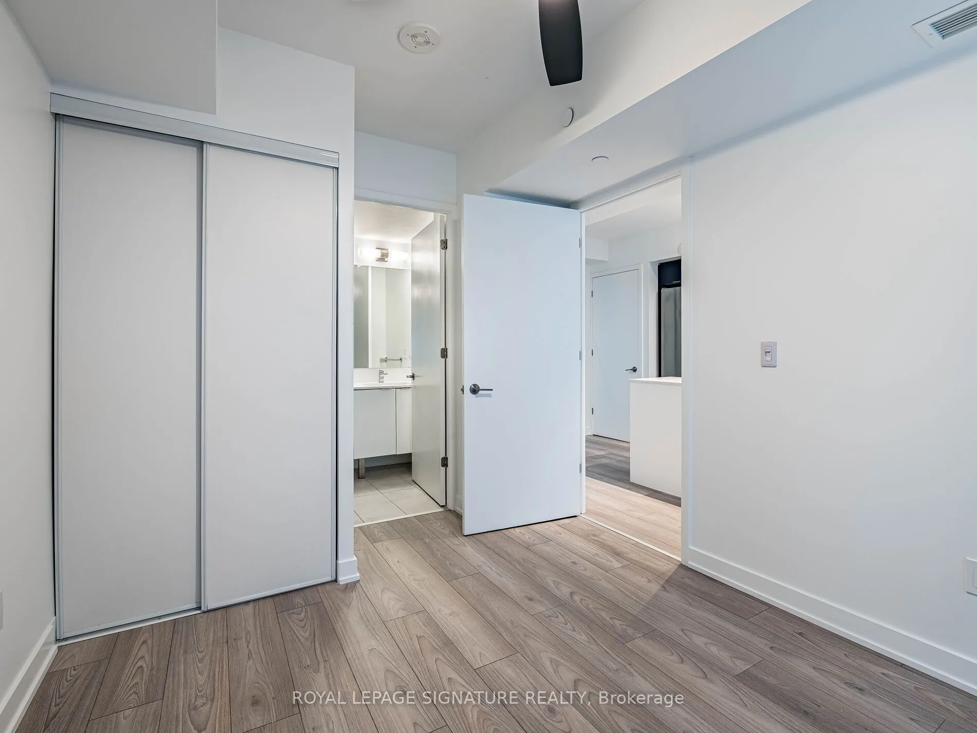 8 Tippett Road, #525